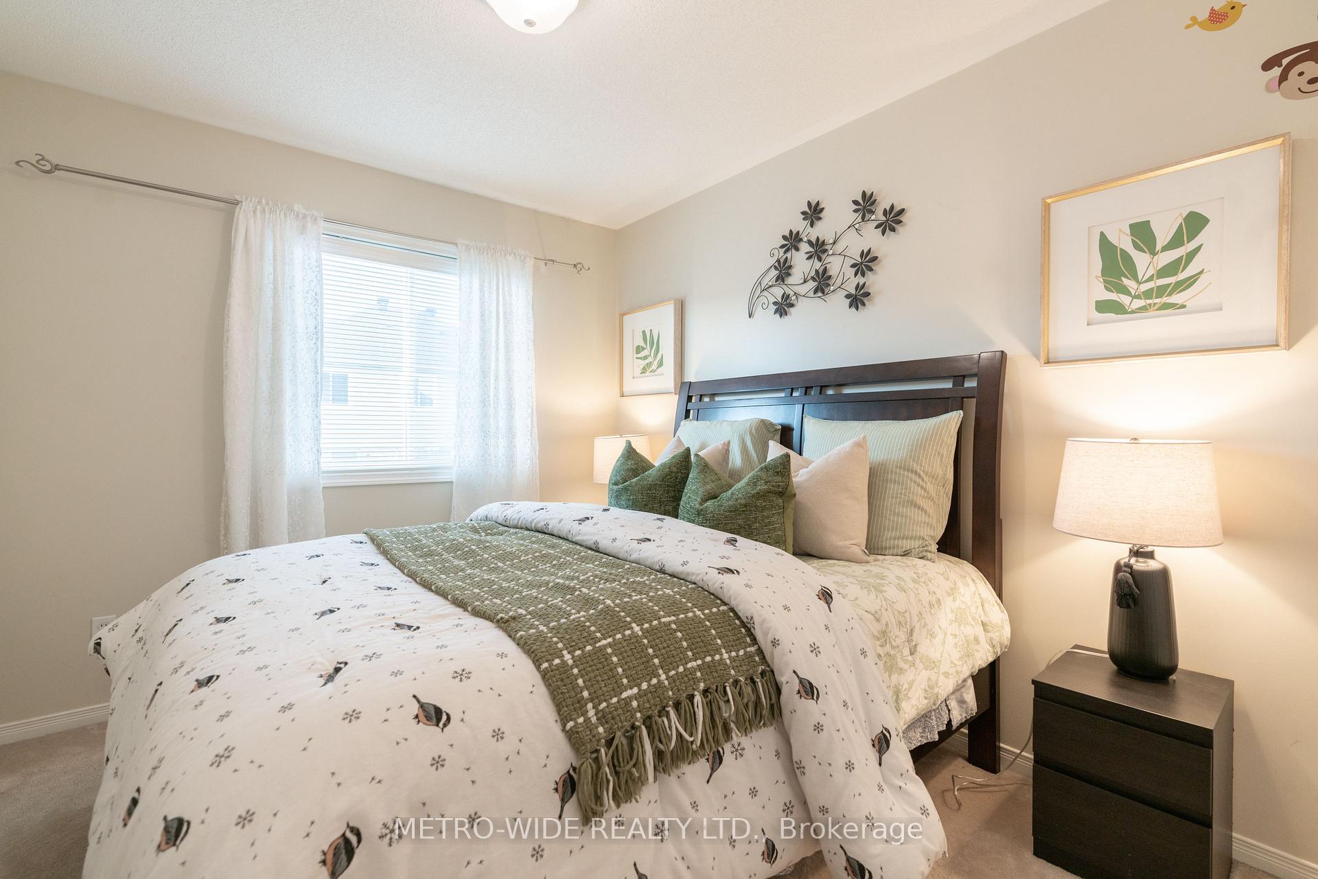 Photo 36 of 51 Silverwood Circle, Ajax, Central East — HOMEH