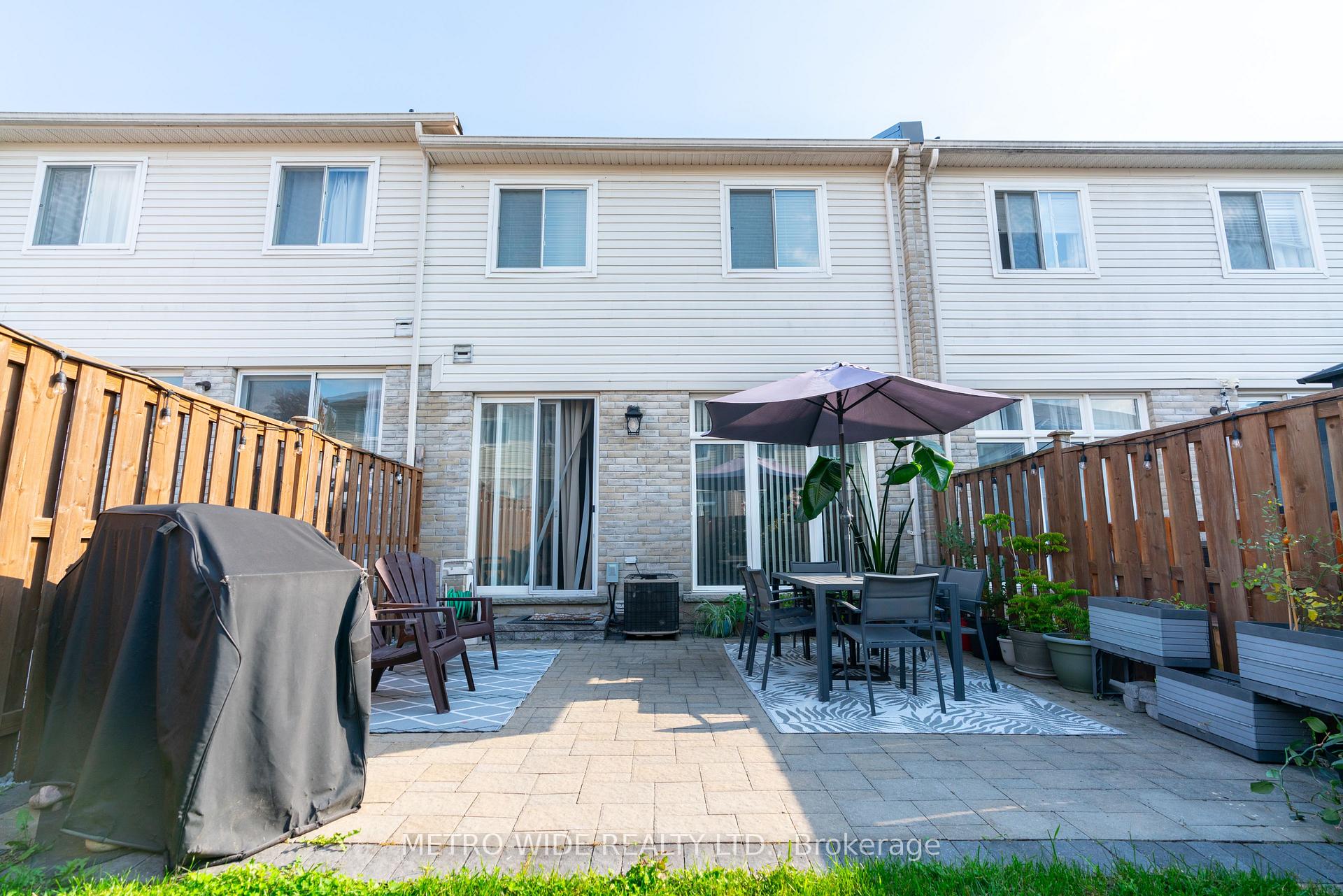 Photo 38 of 51 Silverwood Circle, Ajax, Central East — HOMEH