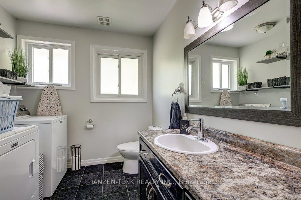 Photo 15 of 131 Fourth Avenue, Aylmer — HOMEH