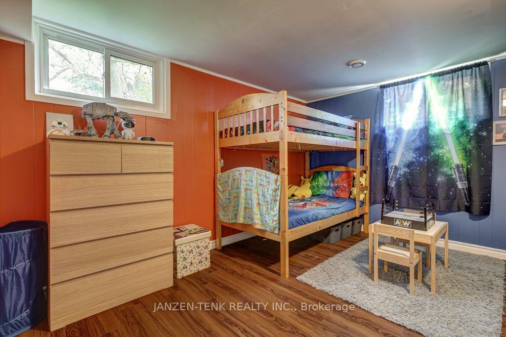 Photo 21 of 131 Fourth Avenue, Aylmer — HOMEH