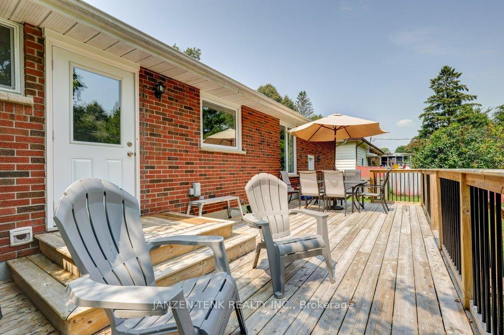Photo 22 of 131 Fourth Avenue, Aylmer — HOMEH