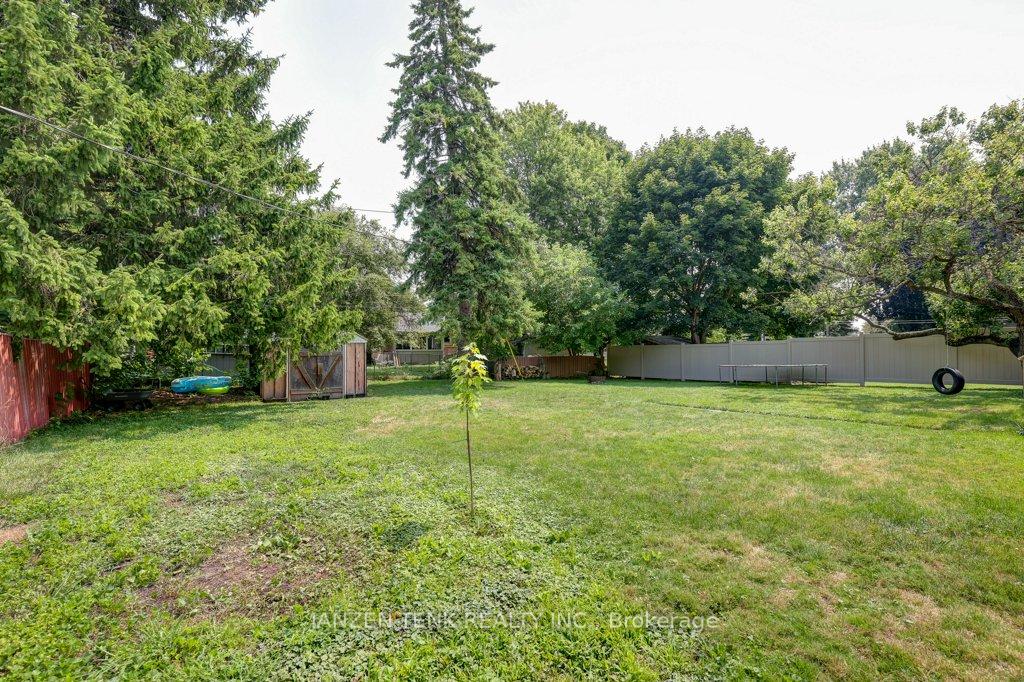 Photo 32 of 131 Fourth Avenue, Aylmer — HOMEH