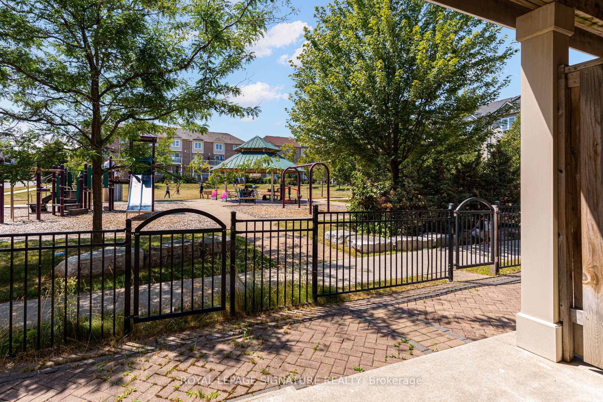 Photo 23 of 38 Webbford Street, Ajax, South West — HOMEH