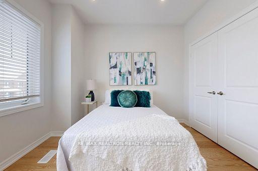 Photo 32 of 168 Coronation Road, Whitby, Rural Whitby — HOMEH