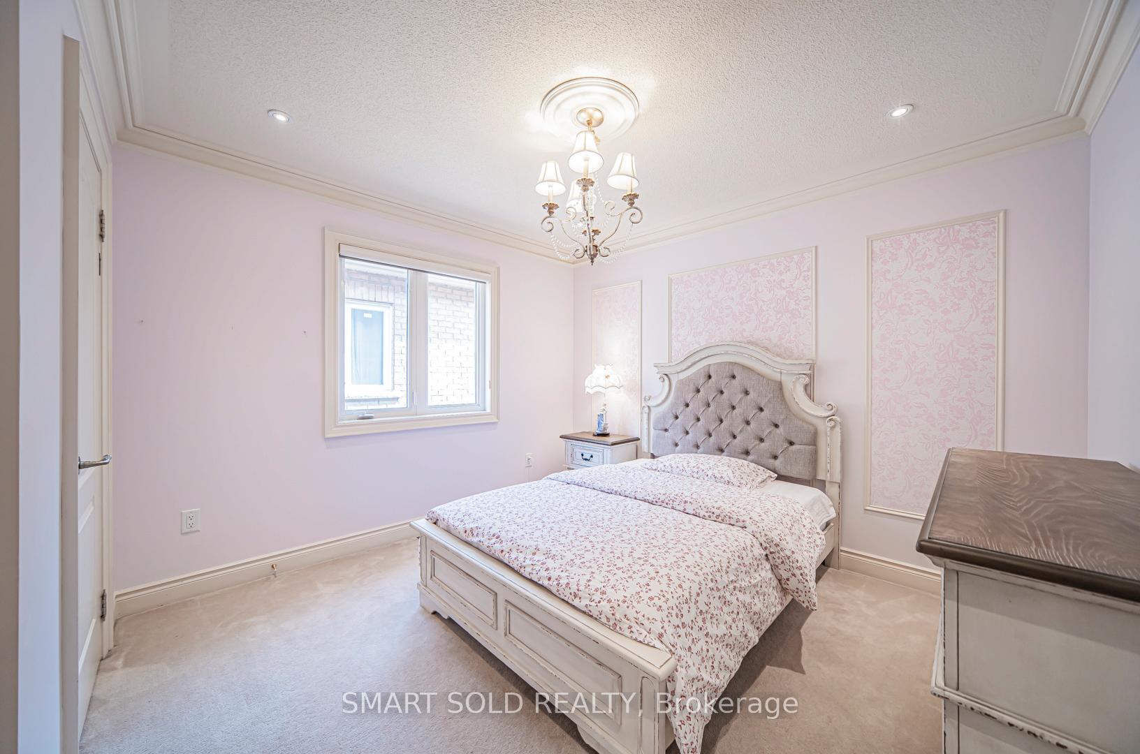 Photo 9 of 51 Dewpoint Road, Vaughan, Patterson — HOMEH