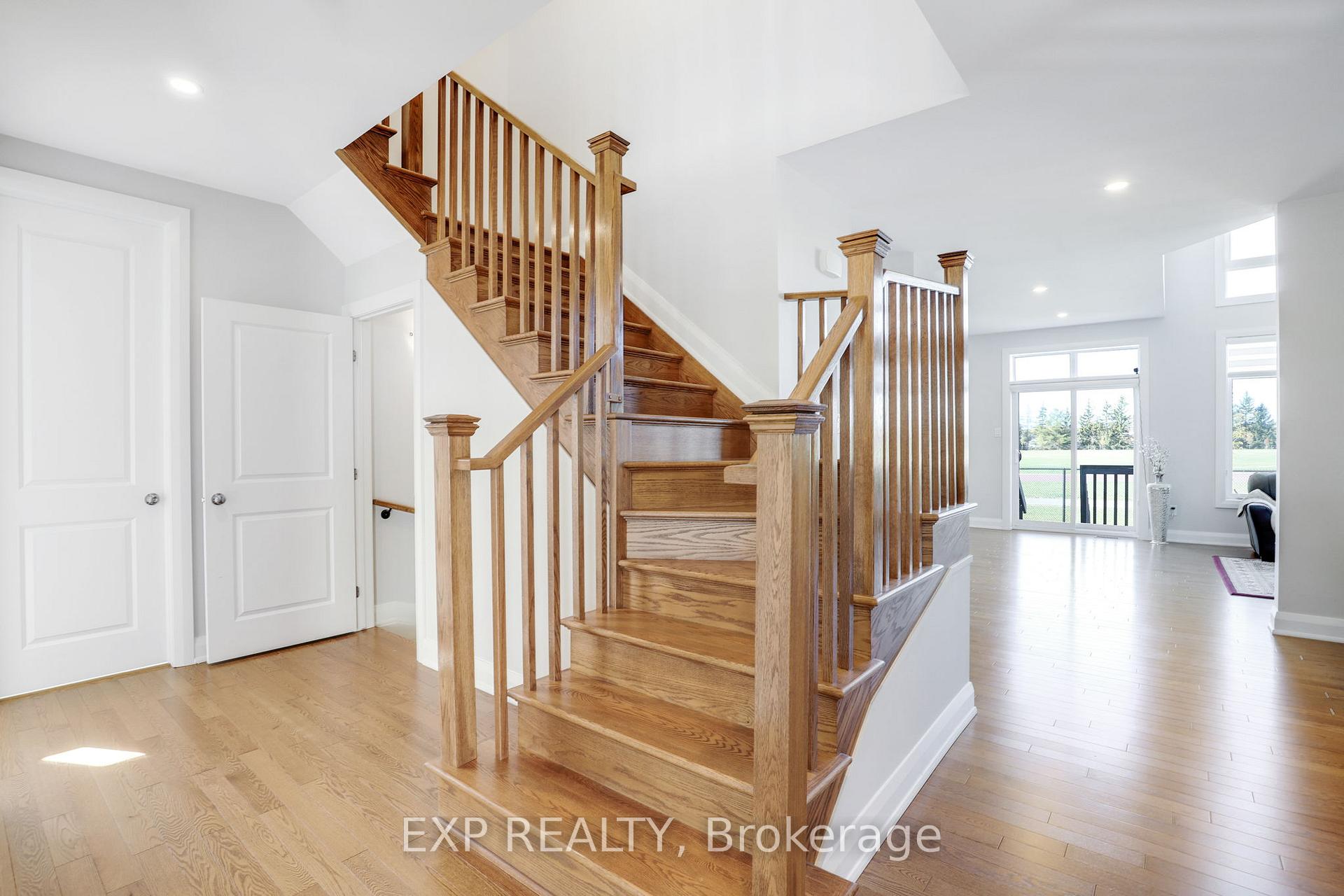 Photo 4 of 143 Cambie Road, Ottawa, Riverside South/Gloucester Glen — HOMEH