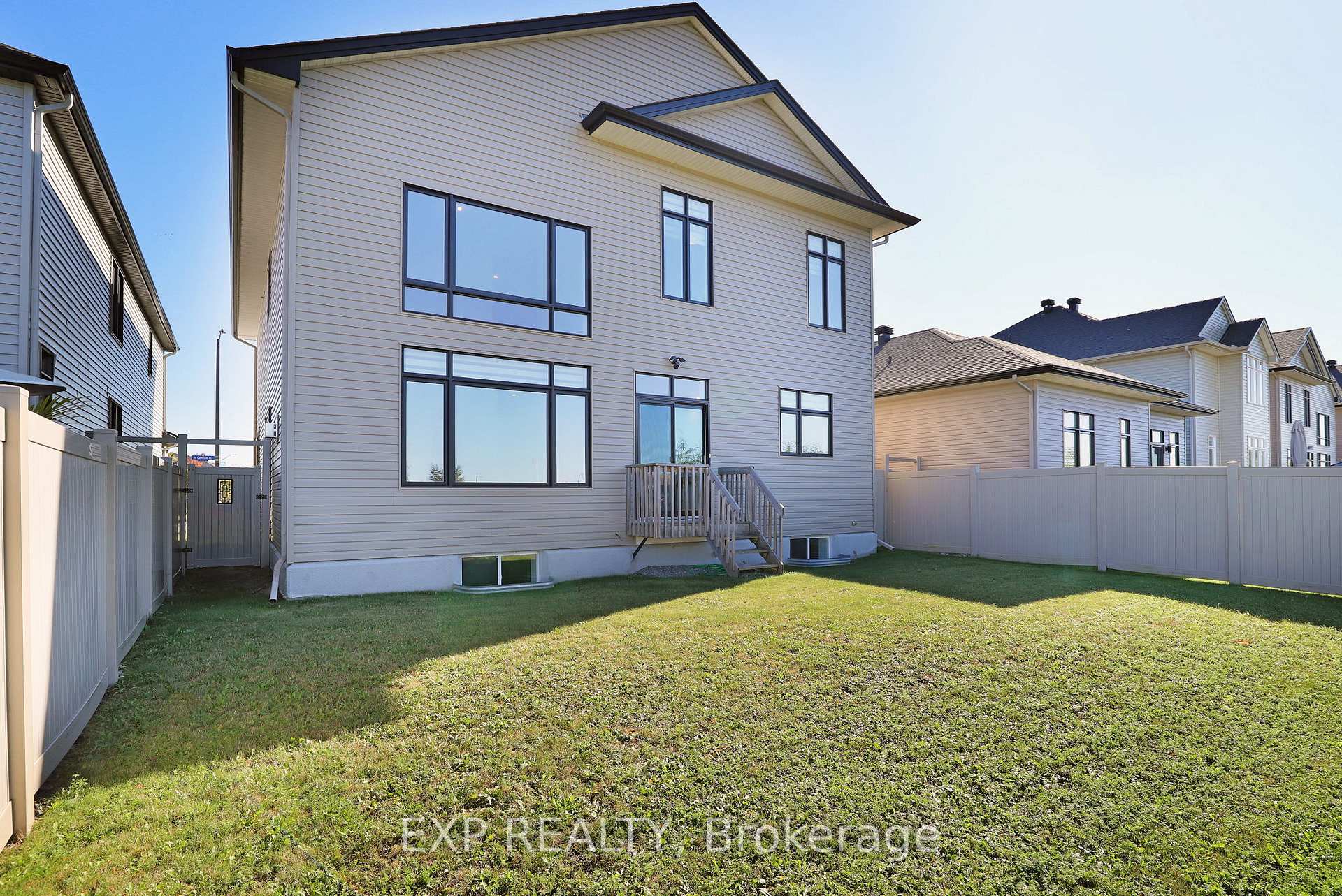 Photo 35 of 143 Cambie Road, Ottawa, Riverside South/Gloucester Glen — HOMEH
