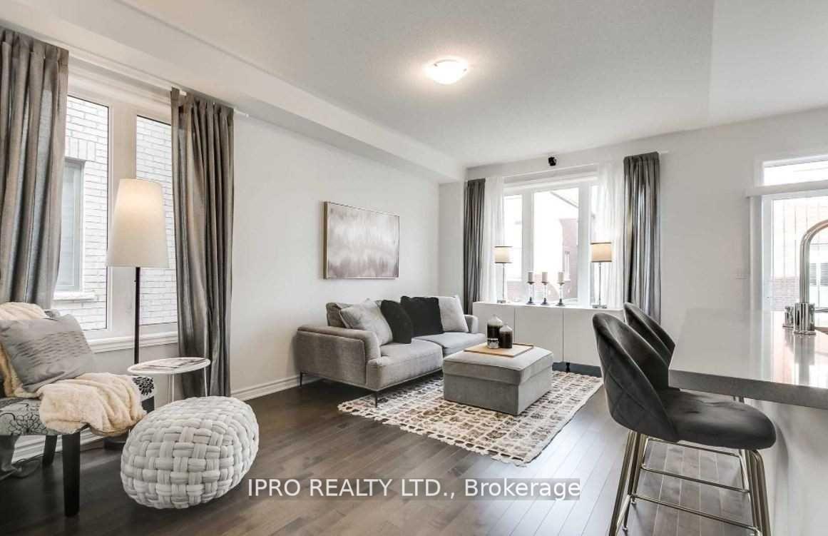 Photo 5 of 29 Sutcliffe Drive, Whitby, Rolling Acres — HOMEH