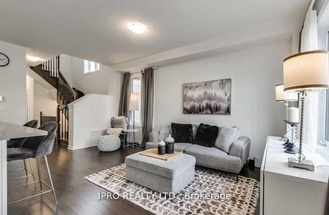 Photo 9 of 29 Sutcliffe Drive, Whitby, Rolling Acres — HOMEH