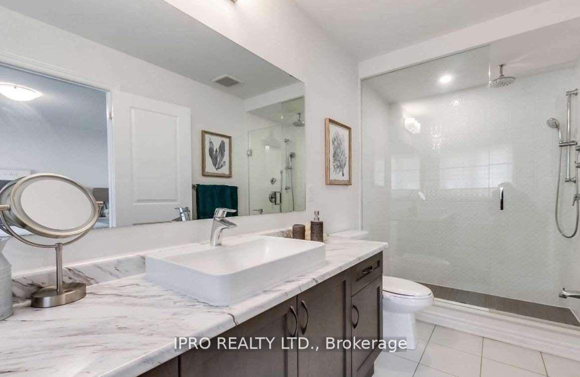 Photo 22 of 29 Sutcliffe Drive, Whitby, Rolling Acres — HOMEH