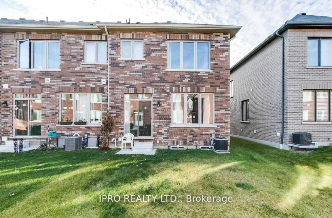 Photo 30 of 29 Sutcliffe Drive, Whitby, Rolling Acres — HOMEH