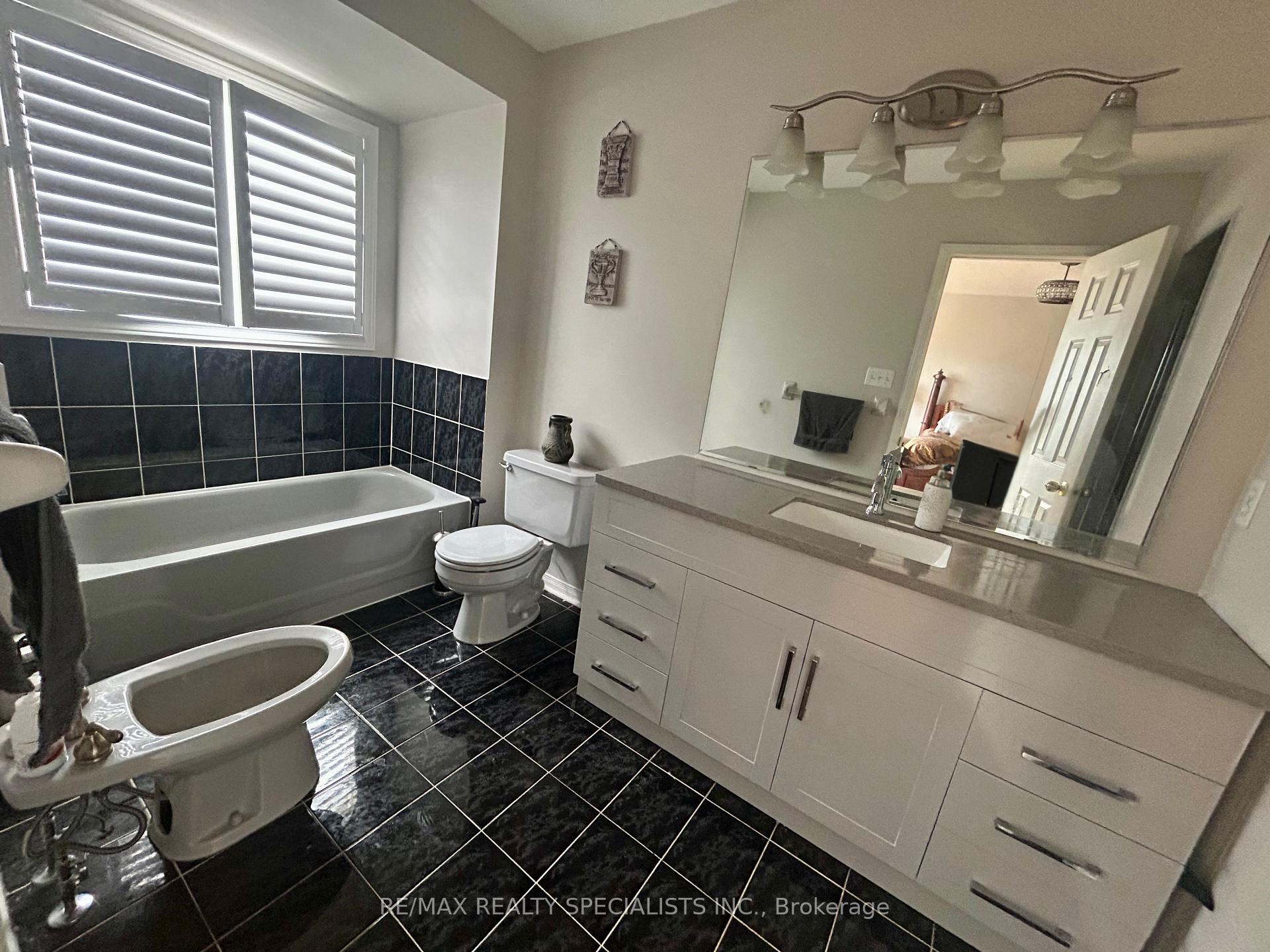 Photo 14 of 7 Decoroso Drive, Vaughan, Sonoma Heights — HOMEH