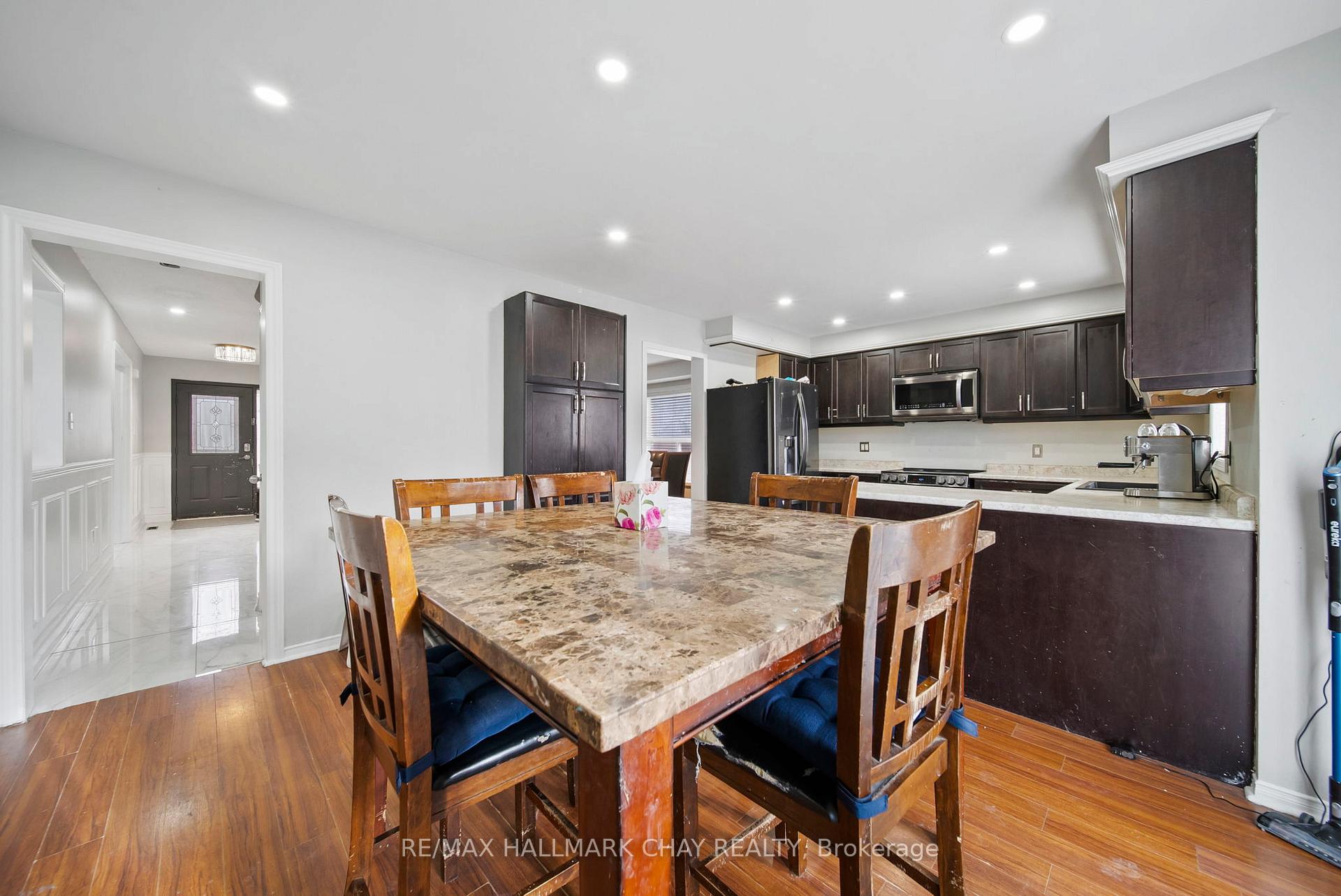 Photo 15 of 56 Hubbert Crescent, Barrie, Holly — HOMEH