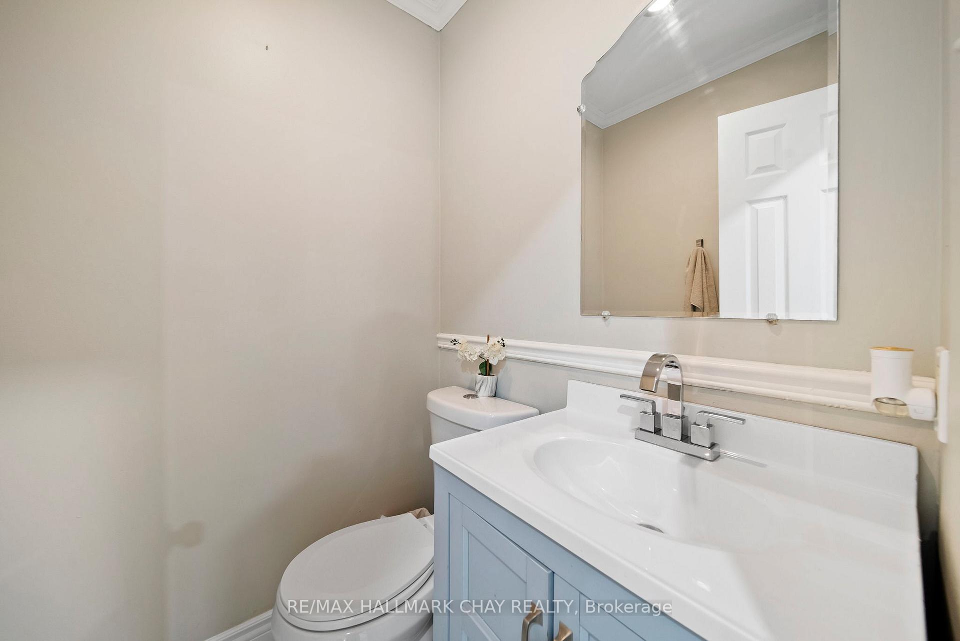 Photo 17 of 56 Hubbert Crescent, Barrie, Holly — HOMEH
