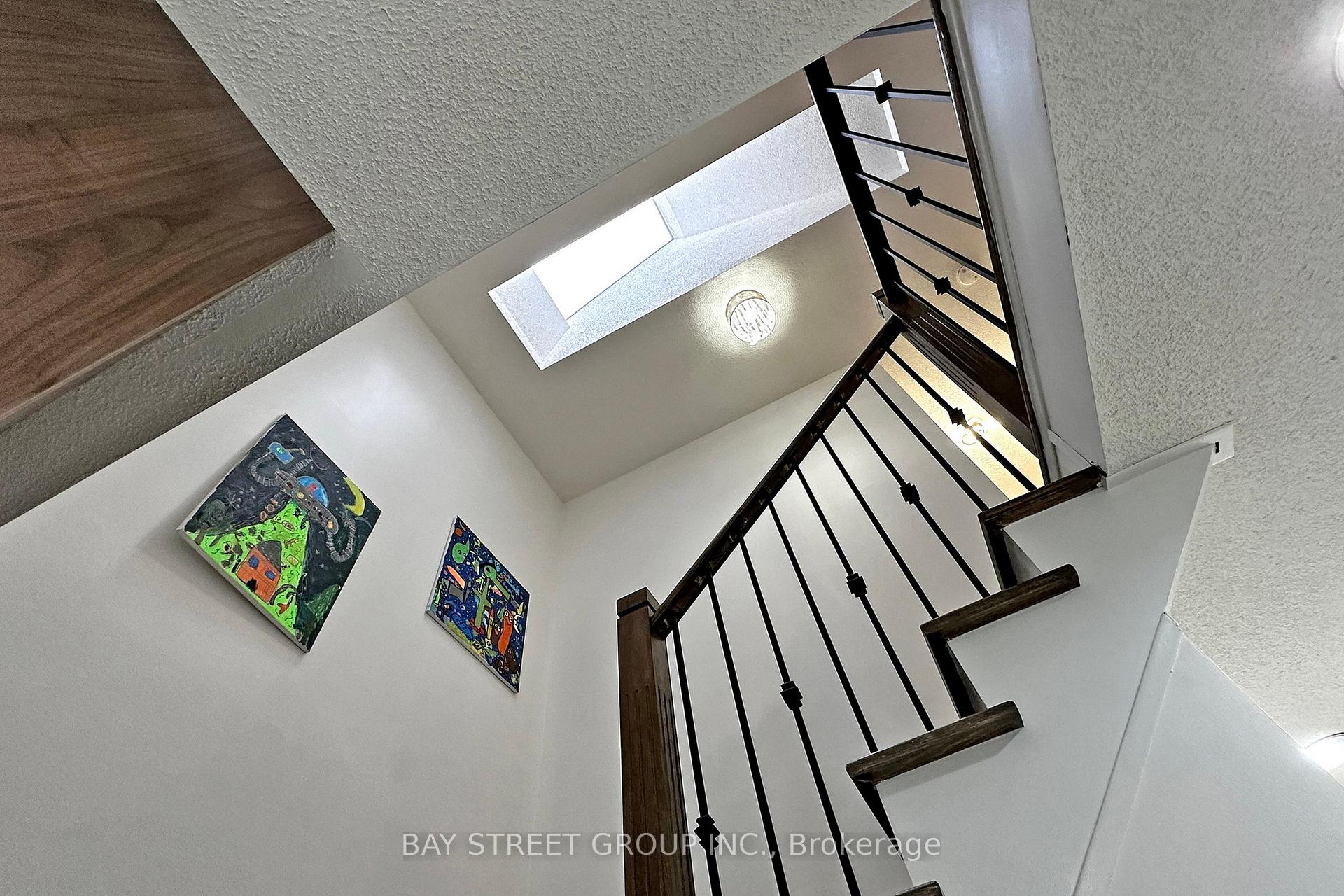 Photo 15 of 115 Kenborough Court, Markham, Milliken Mills East — HOMEH