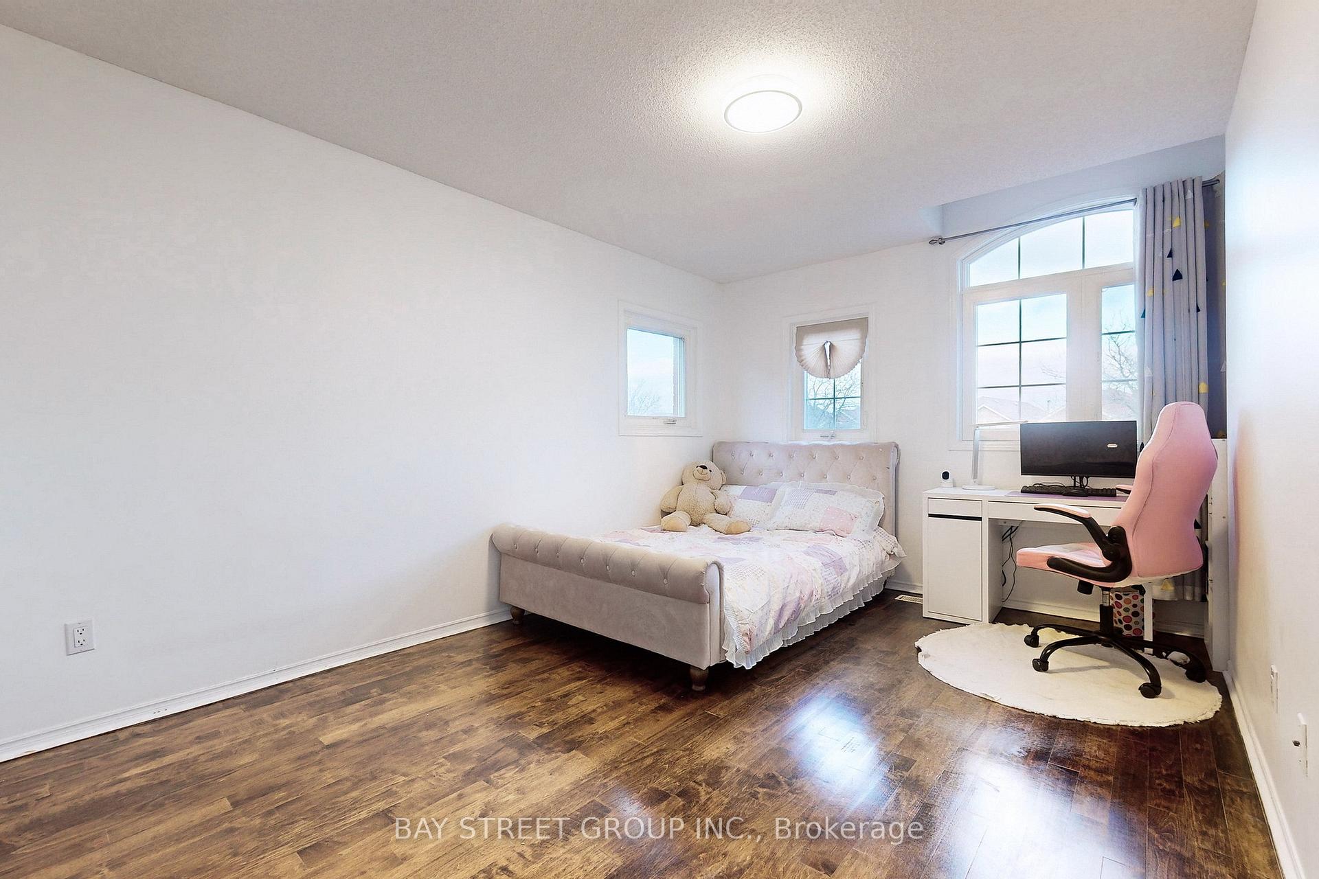 Photo 23 of 115 Kenborough Court, Markham, Milliken Mills East — HOMEH
