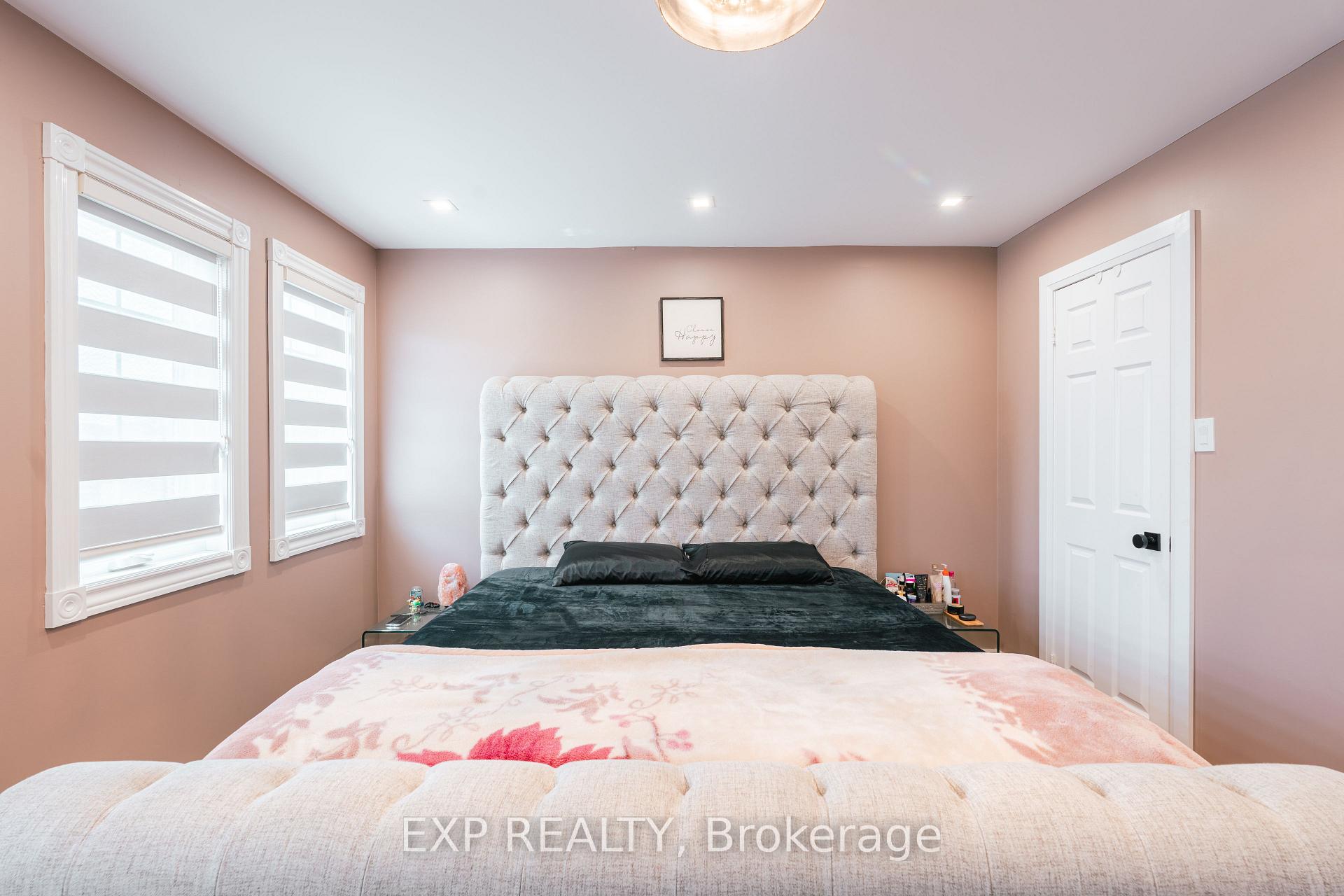 Photo 16 of 12 Fieldnest Crescent, Whitby, Rolling Acres — HOMEH