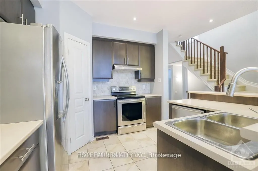 Photo 8 of 210 Cooks Mill Crescent, Ottawa, Riverside South — HOMEH