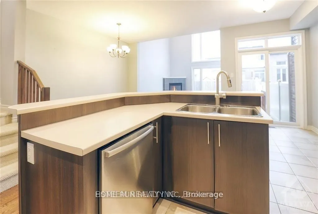 Photo 9 of 210 Cooks Mill Crescent, Ottawa, Riverside South — HOMEH