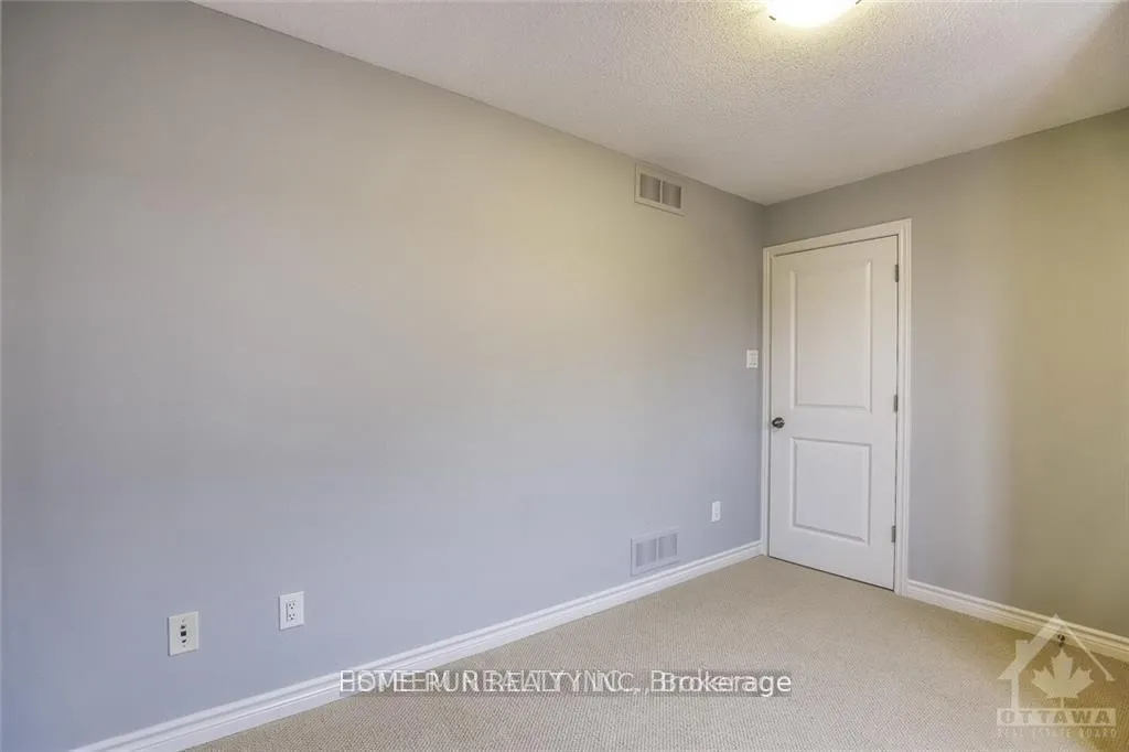 Photo 23 of 210 Cooks Mill Crescent, Ottawa, Riverside South — HOMEH
