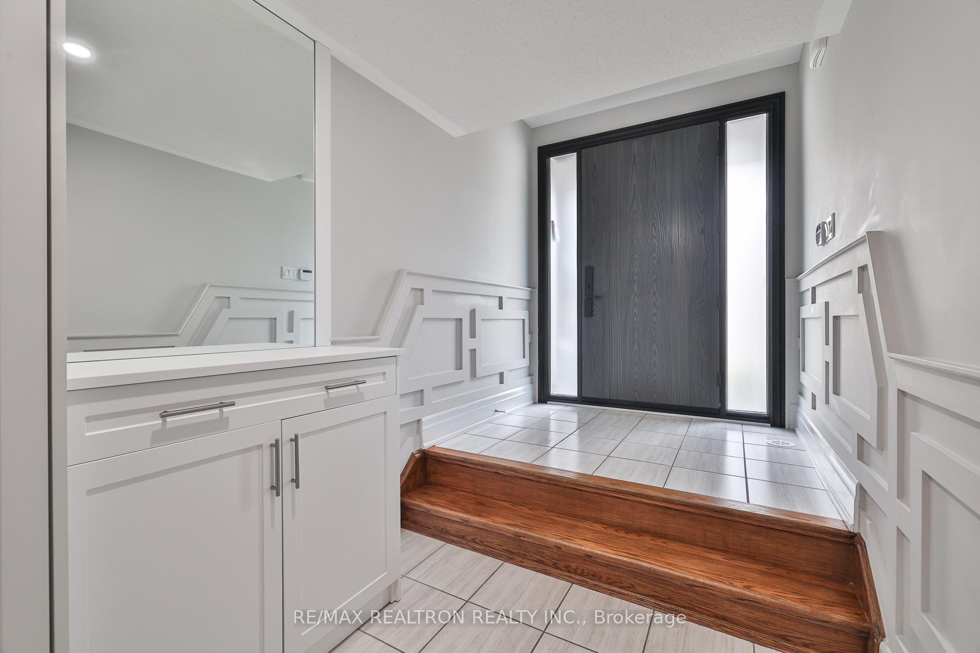 Photo 23 of 123 Golden Trail, Vaughan, Patterson — HOMEH