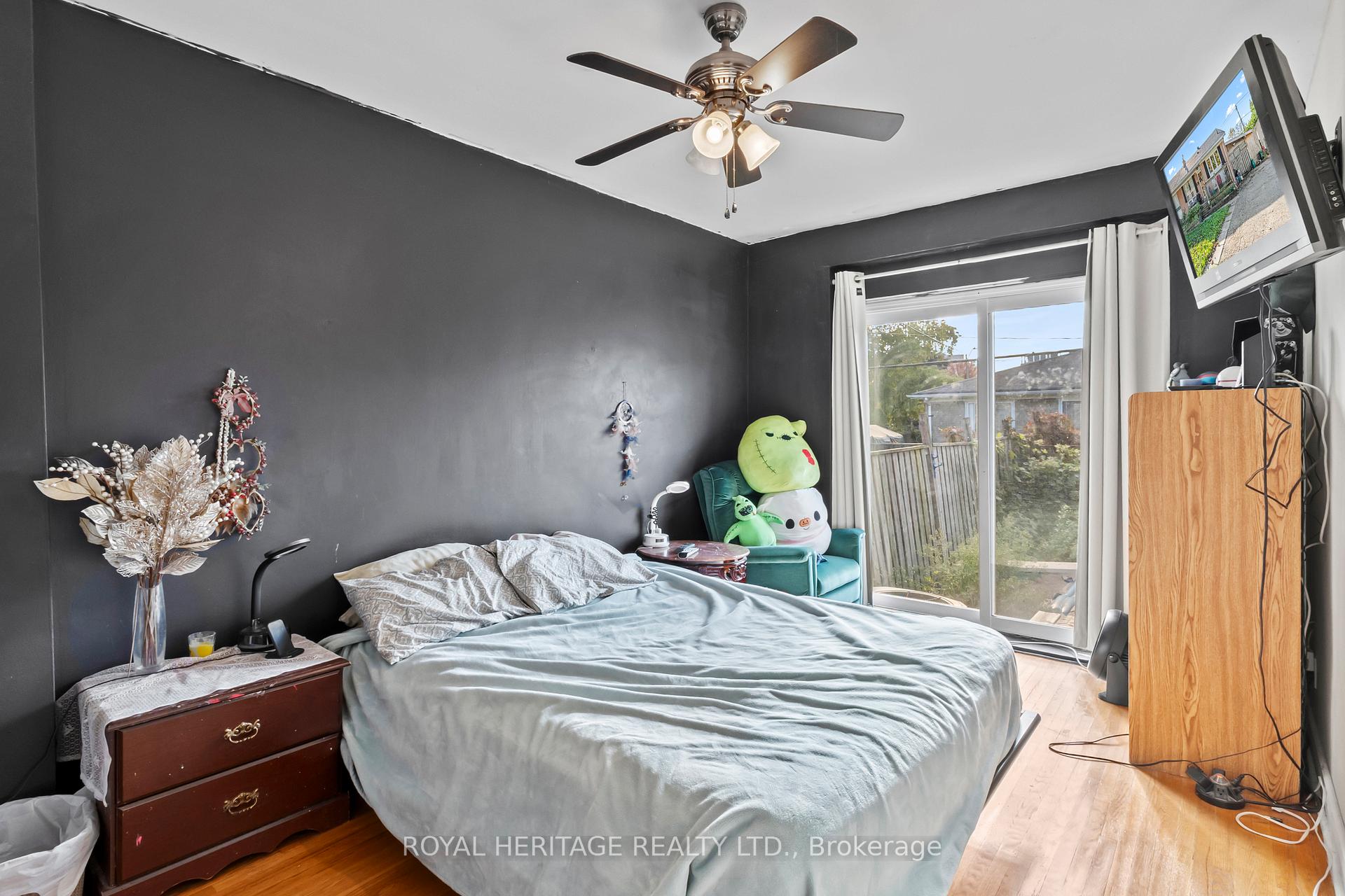 Photo 13 of 42 Billingsgate Crescent, Ajax, South East — HOMEH