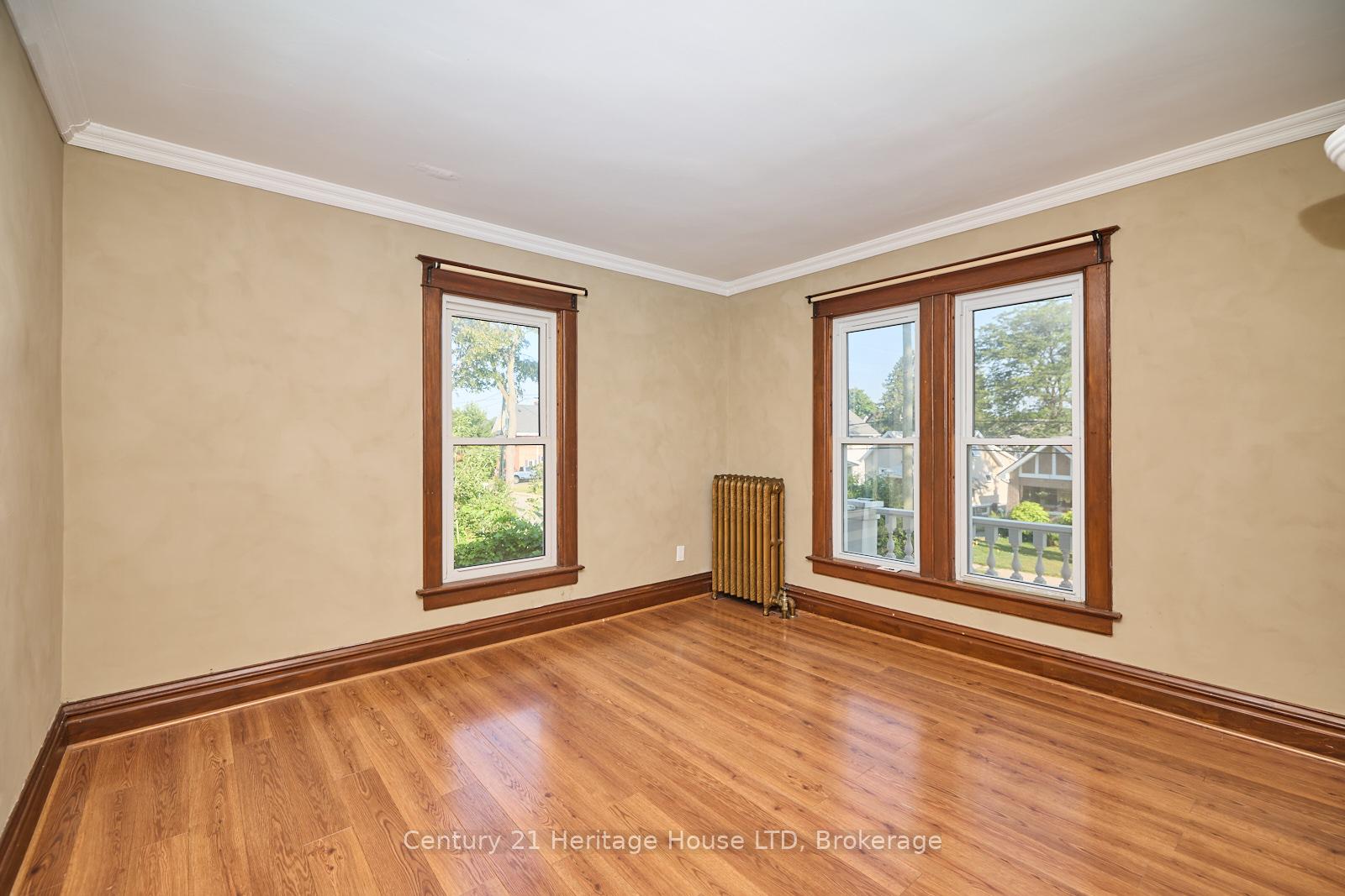 Photo 22 of 83 Maple Avenue, Welland, Broadway — HOMEH