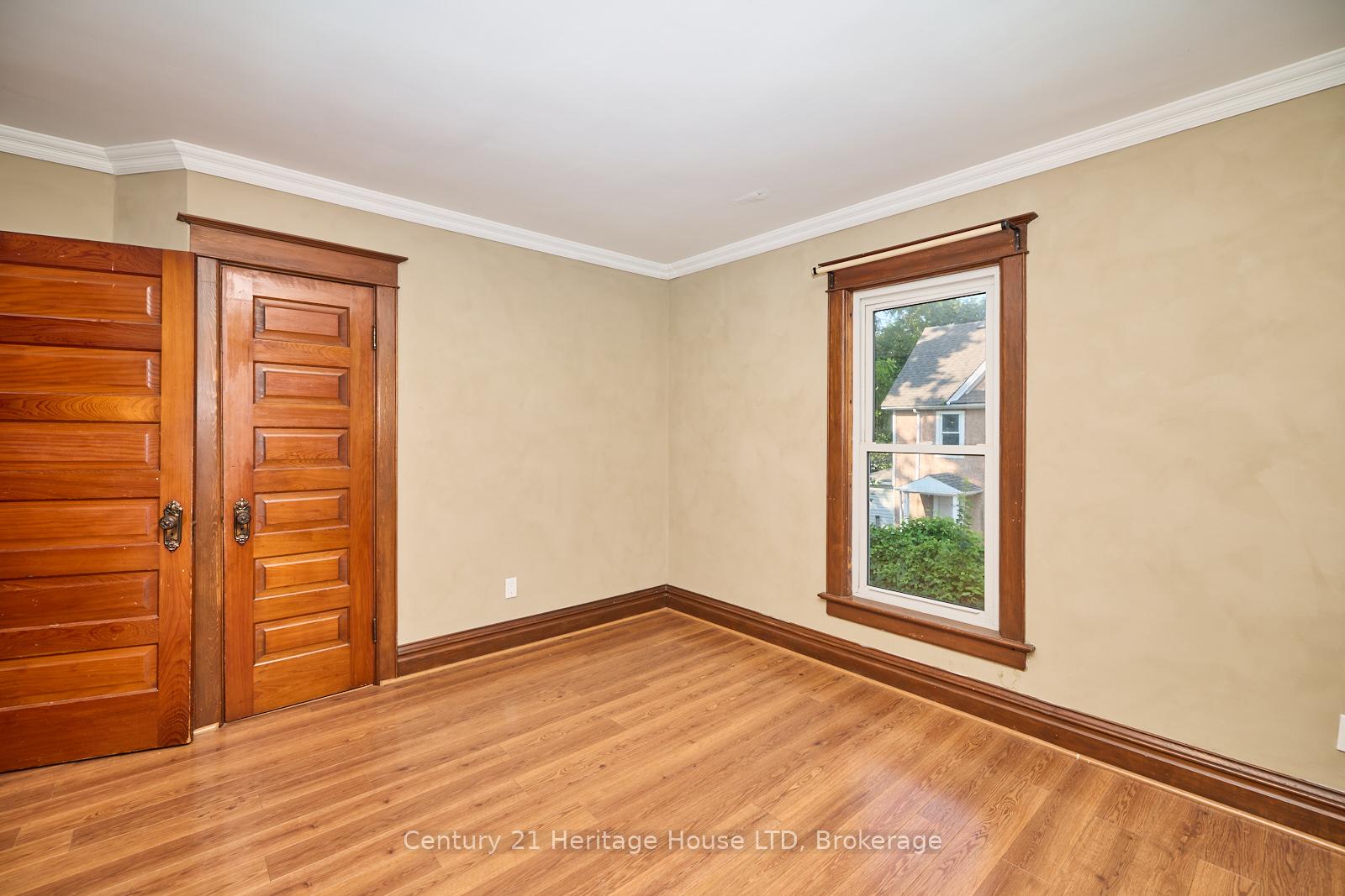 Photo 23 of 83 Maple Avenue, Welland, Broadway — HOMEH