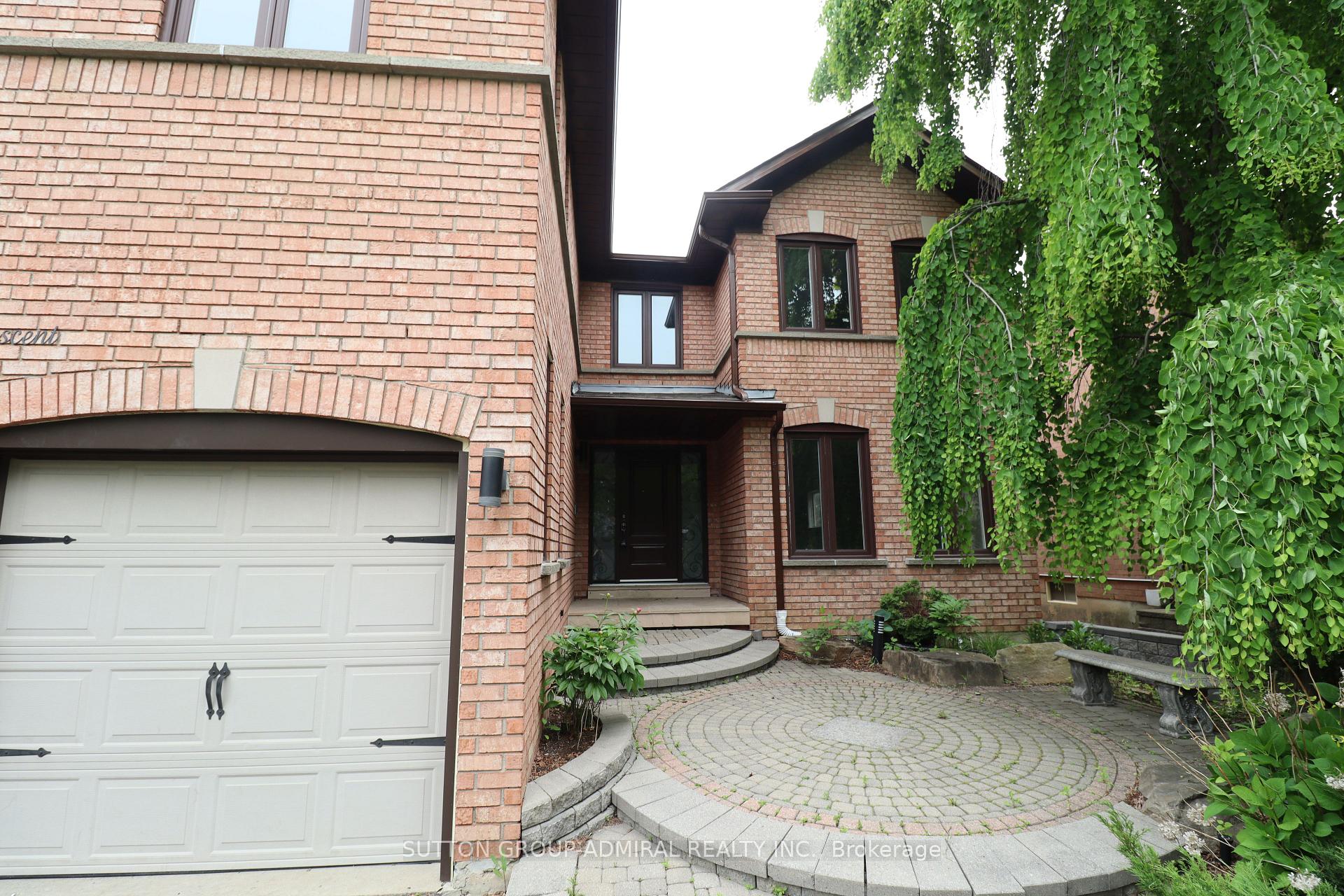 Photo 2 of 152 Grenadier Crescent, Vaughan, Beverley Glen — HOMEH