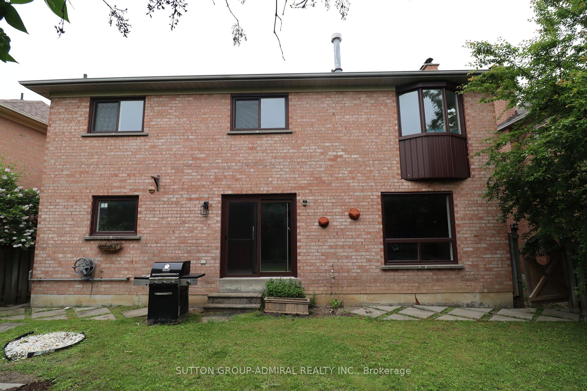 Photo 3 of 152 Grenadier Crescent, Vaughan, Beverley Glen — HOMEH