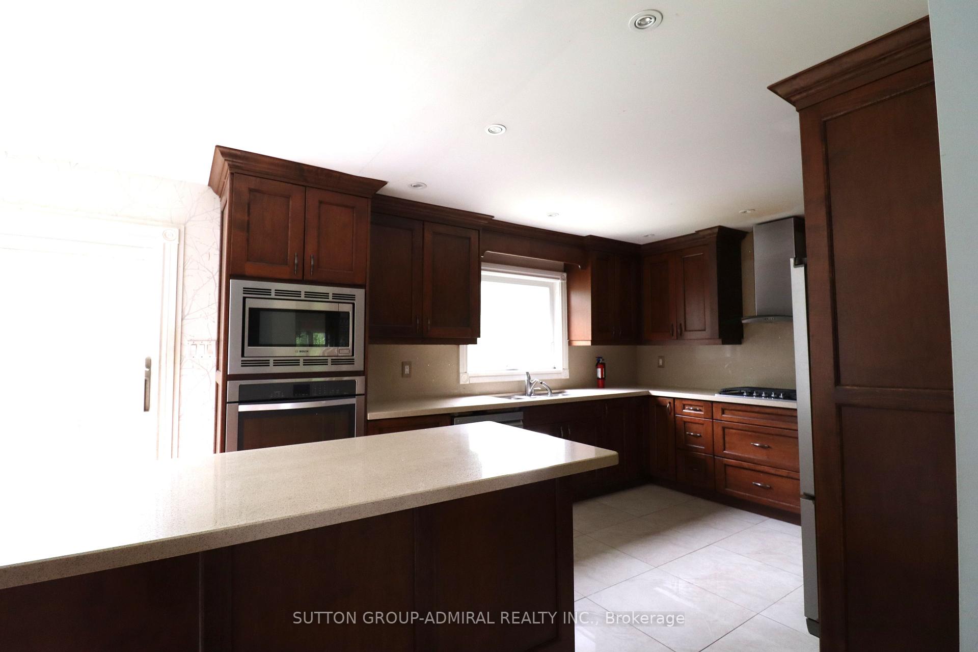 Photo 11 of 152 Grenadier Crescent, Vaughan, Beverley Glen — HOMEH