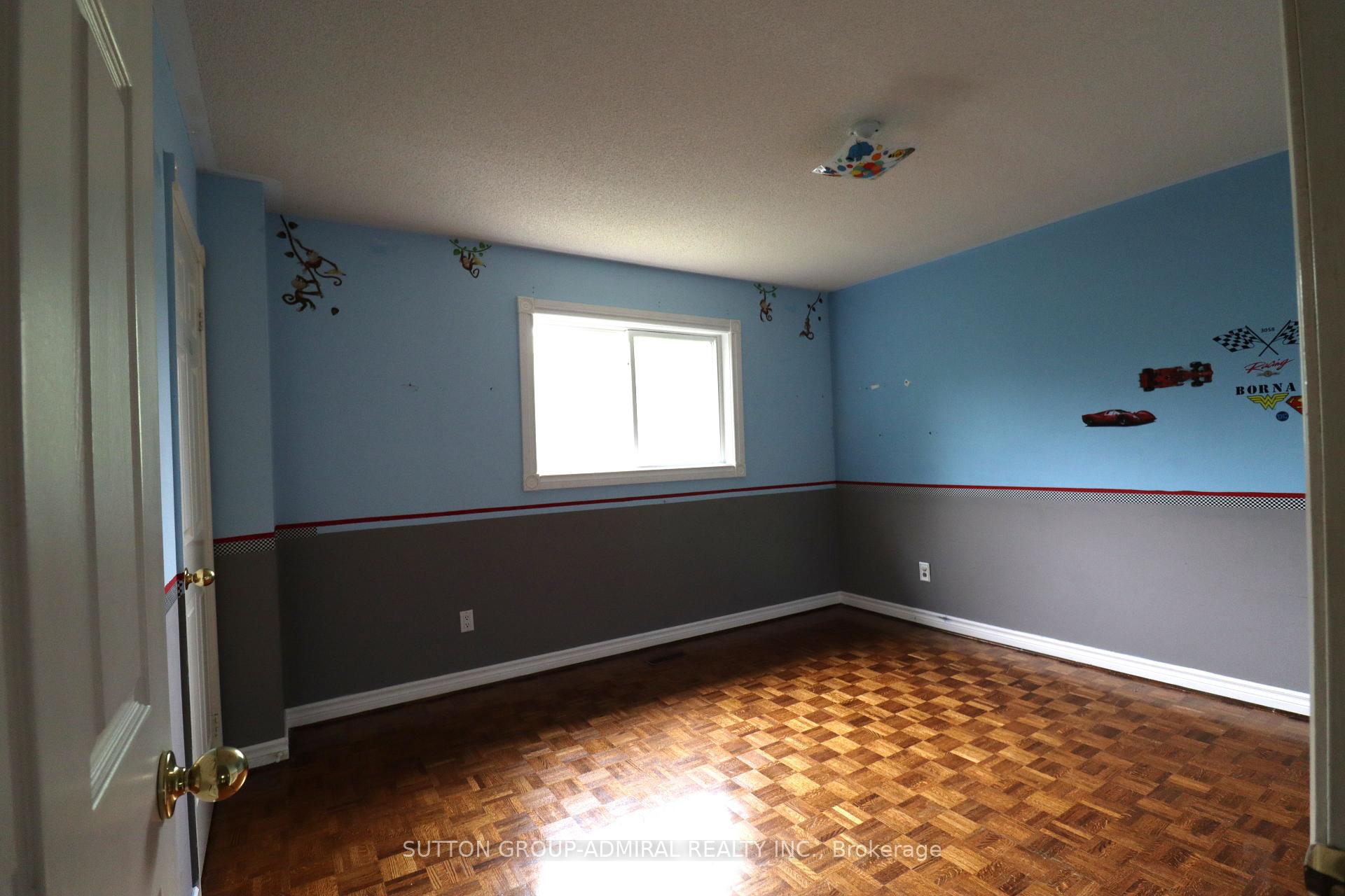 Photo 15 of 152 Grenadier Crescent, Vaughan, Beverley Glen — HOMEH