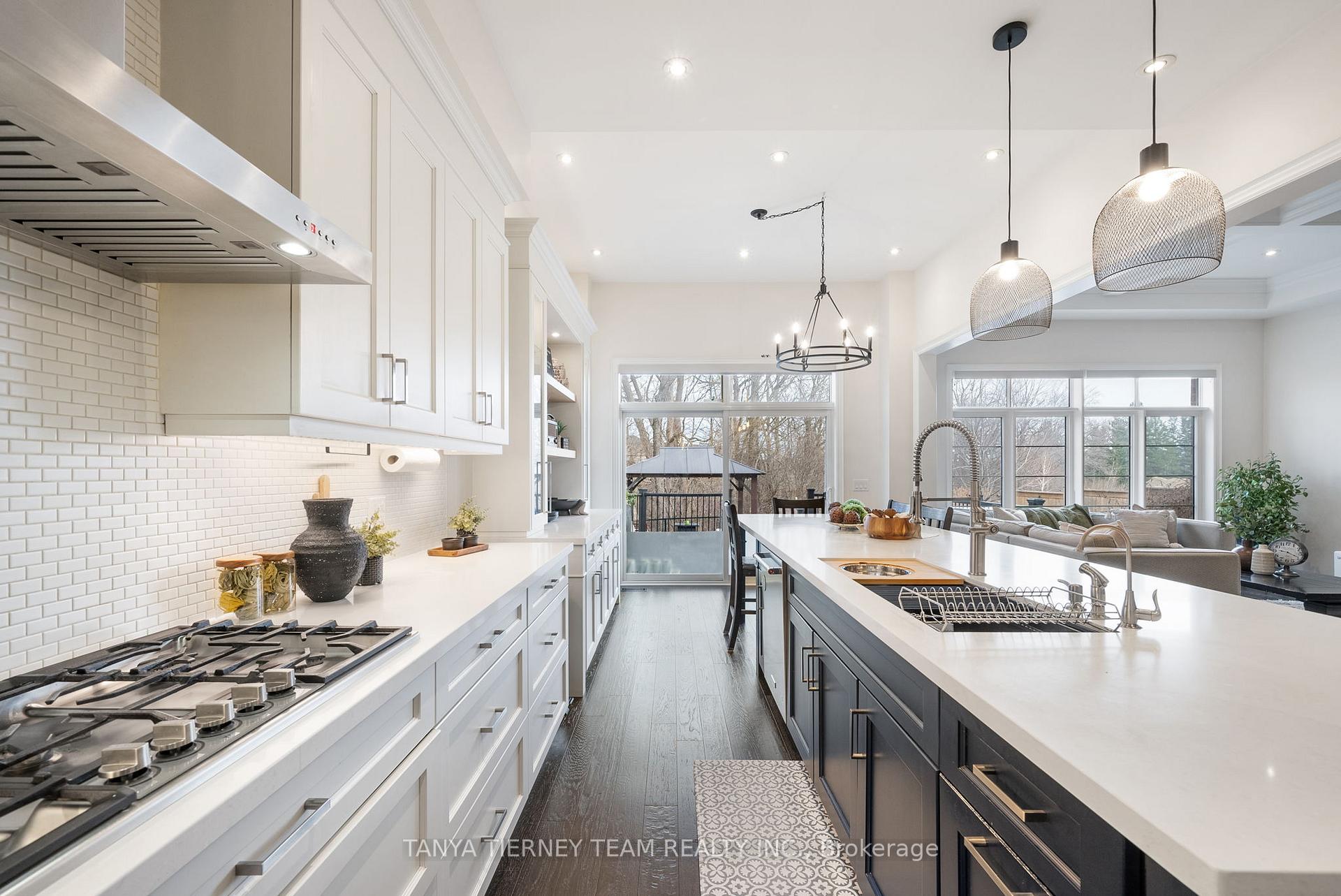 Photo 17 of 52 Blenheim Circle, Whitby, Williamsburg — HOMEH