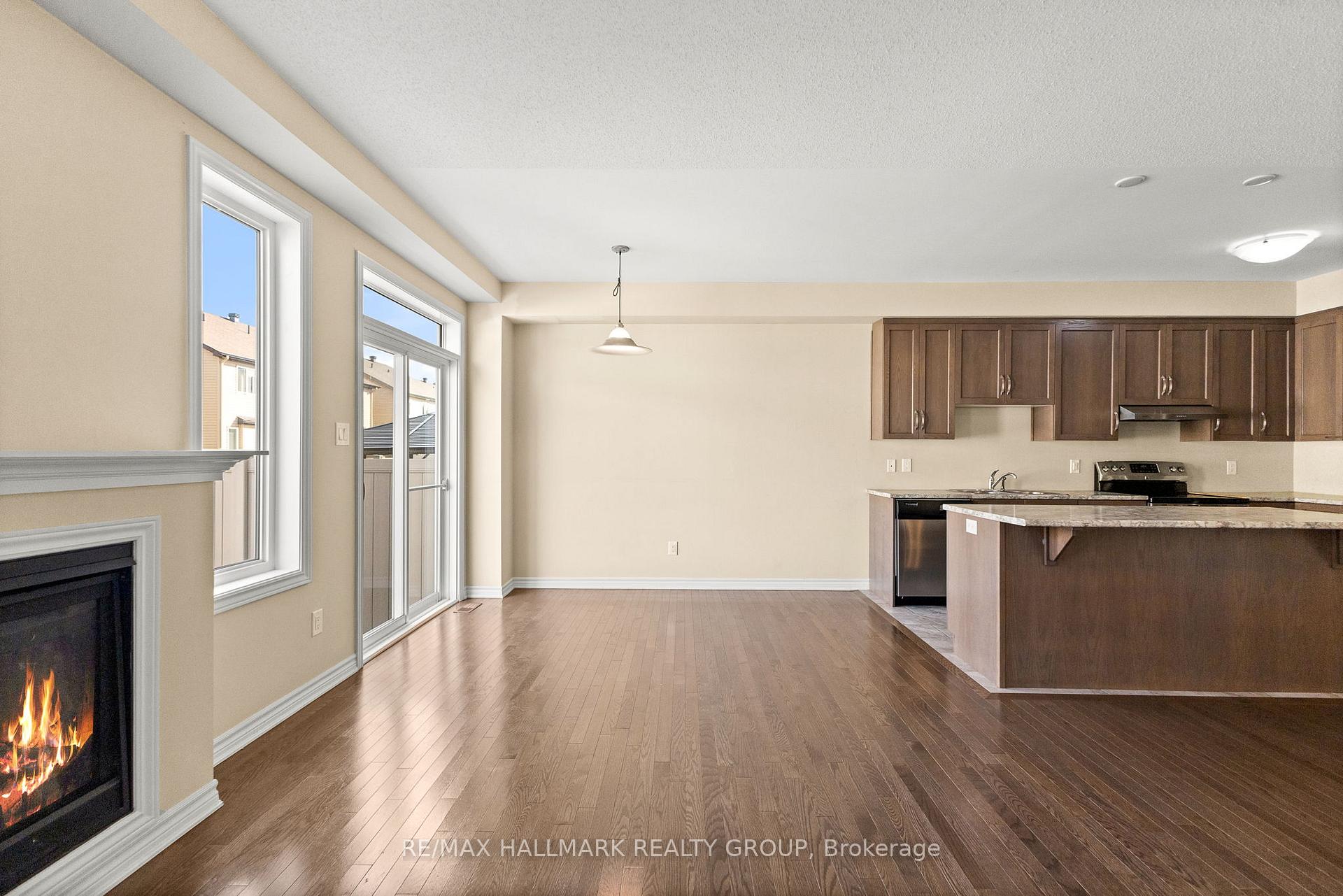 Photo 10 of 562 Via Mattino Way, Ottawa, Barrhaven - Longfields — HOMEH