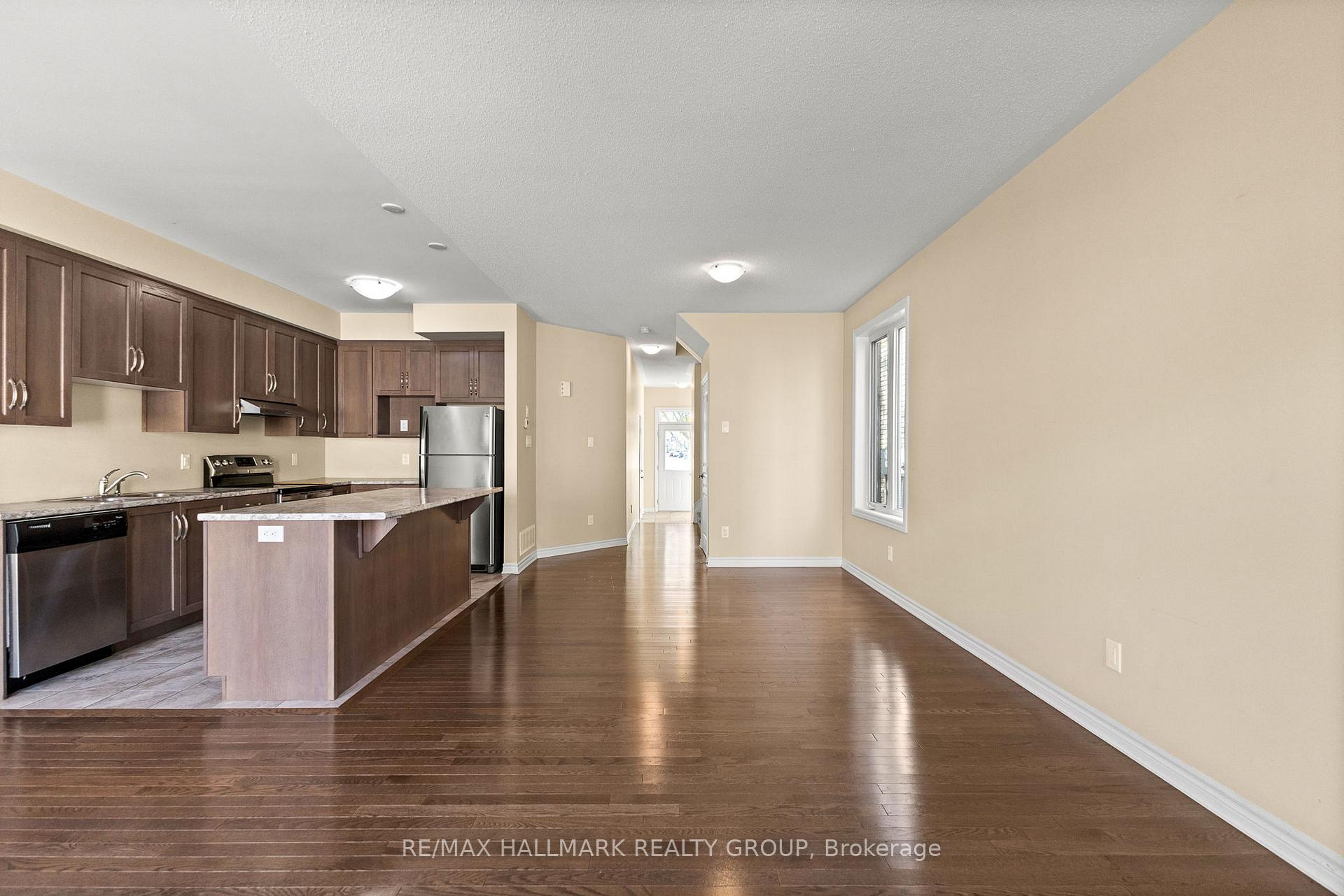 Photo 8 of 562 Via Mattino Way, Ottawa, Barrhaven - Longfields — HOMEH