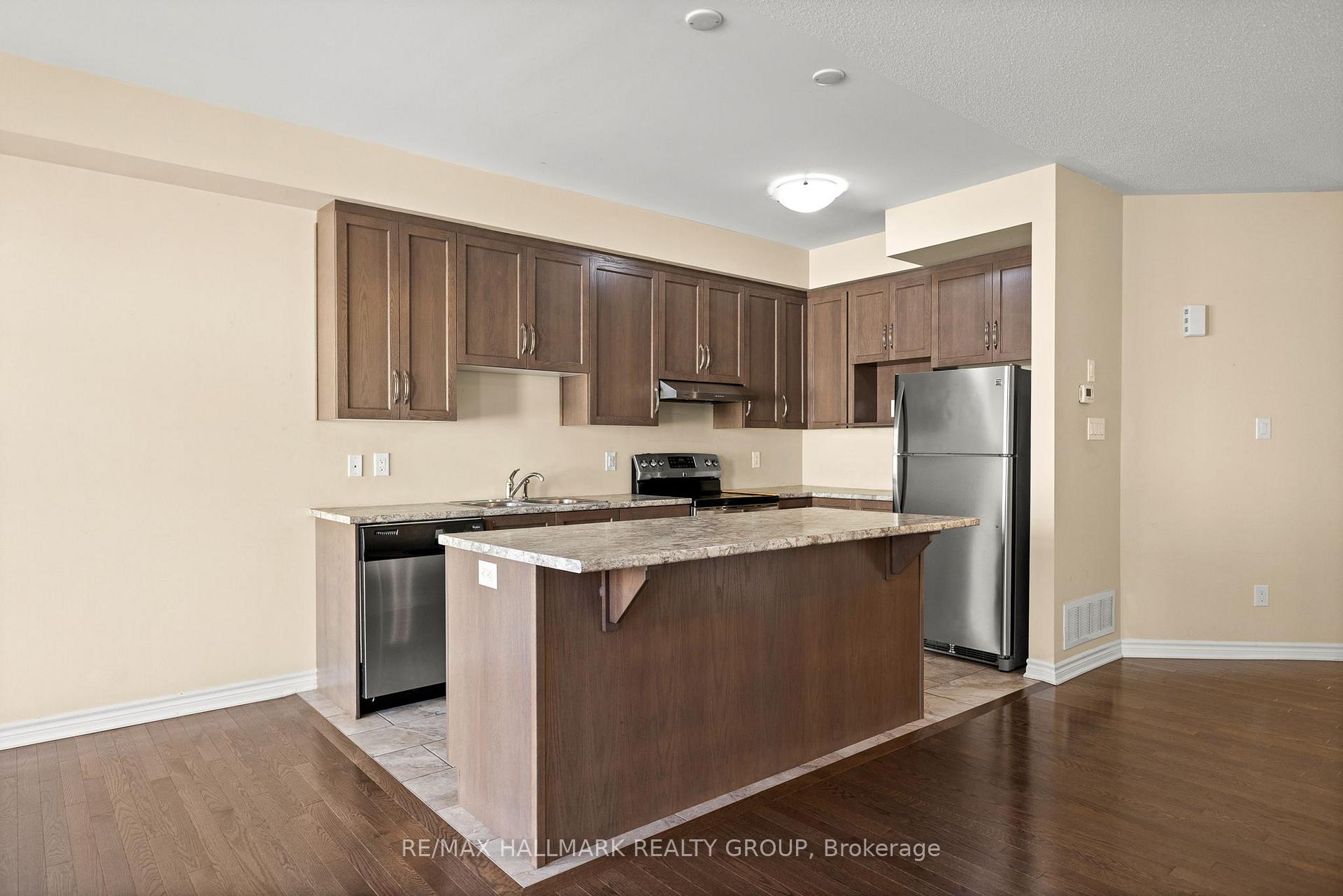 Photo 11 of 562 Via Mattino Way, Ottawa, Barrhaven - Longfields — HOMEH