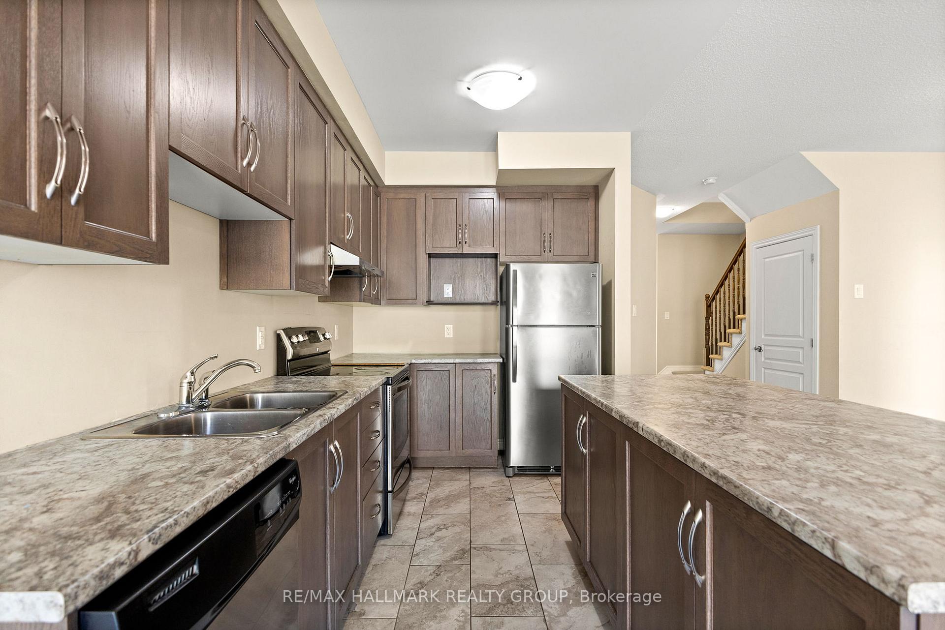Photo 16 of 562 Via Mattino Way, Ottawa, Barrhaven - Longfields — HOMEH