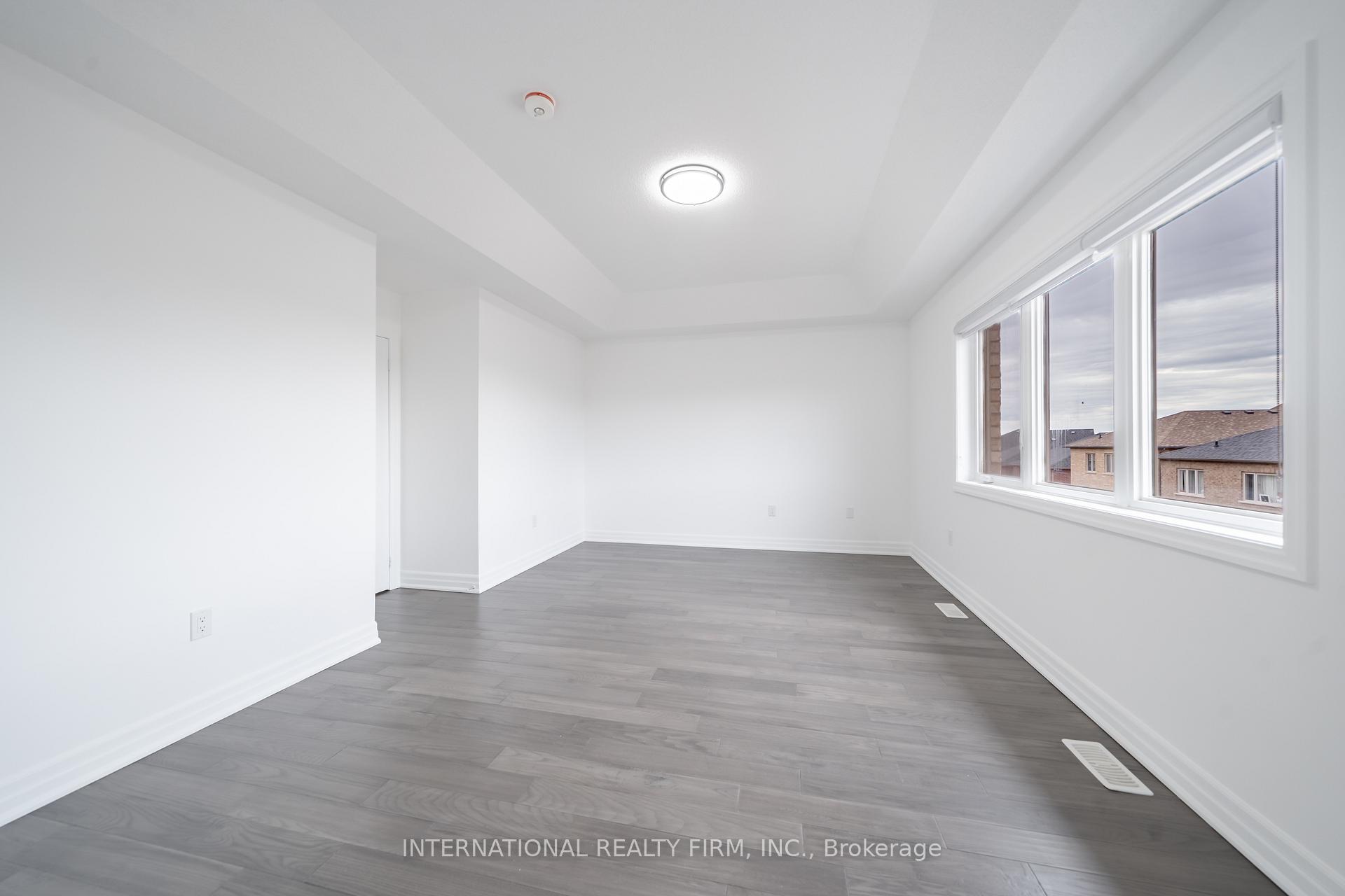 Photo 4 of 22 Lockton Street, Whitby, Rural Whitby — HOMEH
