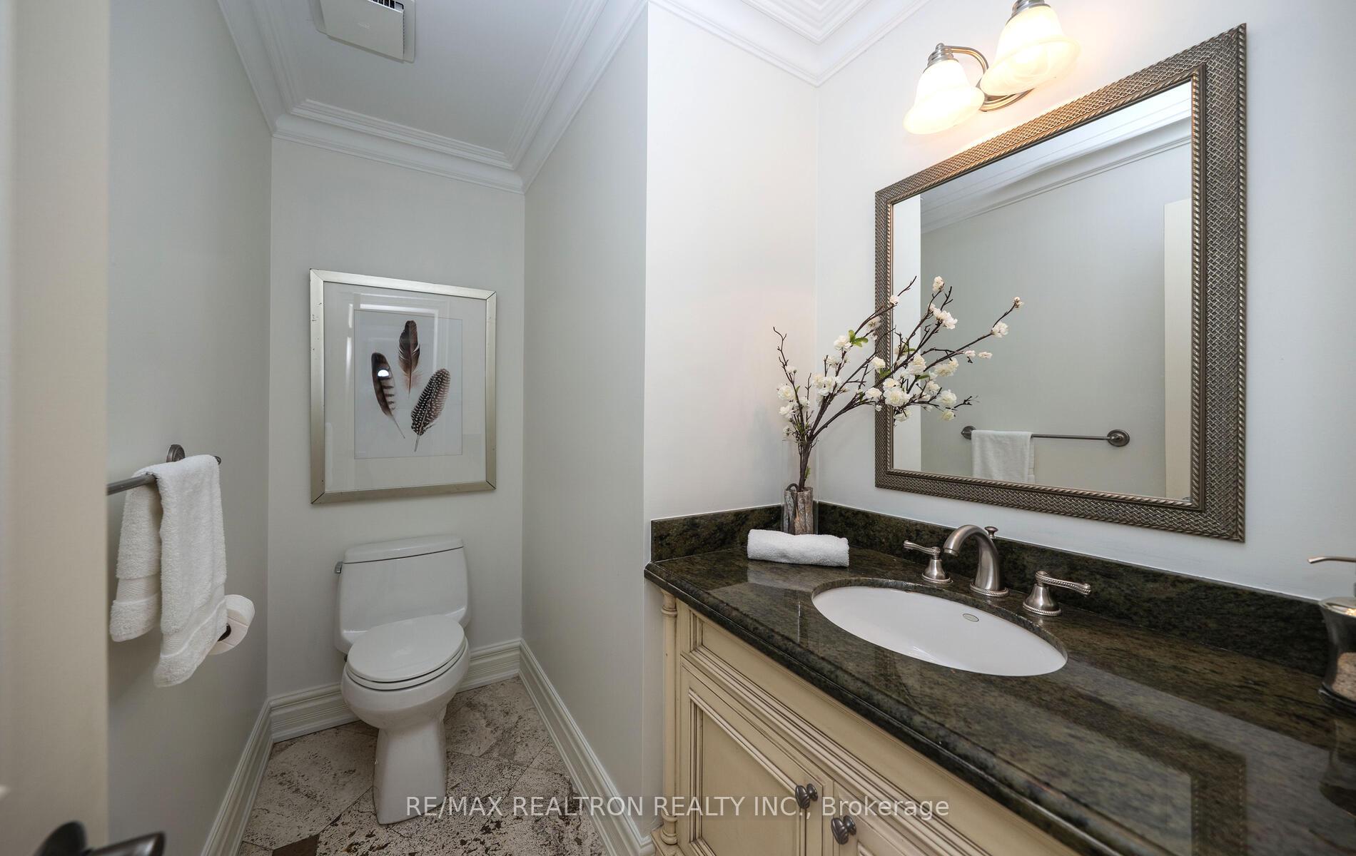 Photo 20 of 53 Hefhill Court, Vaughan, Crestwood-Springfarm-Yorkhill — HOMEH