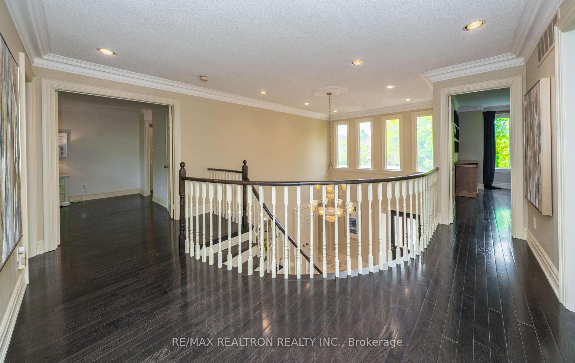Photo 23 of 53 Hefhill Court, Vaughan, Crestwood-Springfarm-Yorkhill — HOMEH