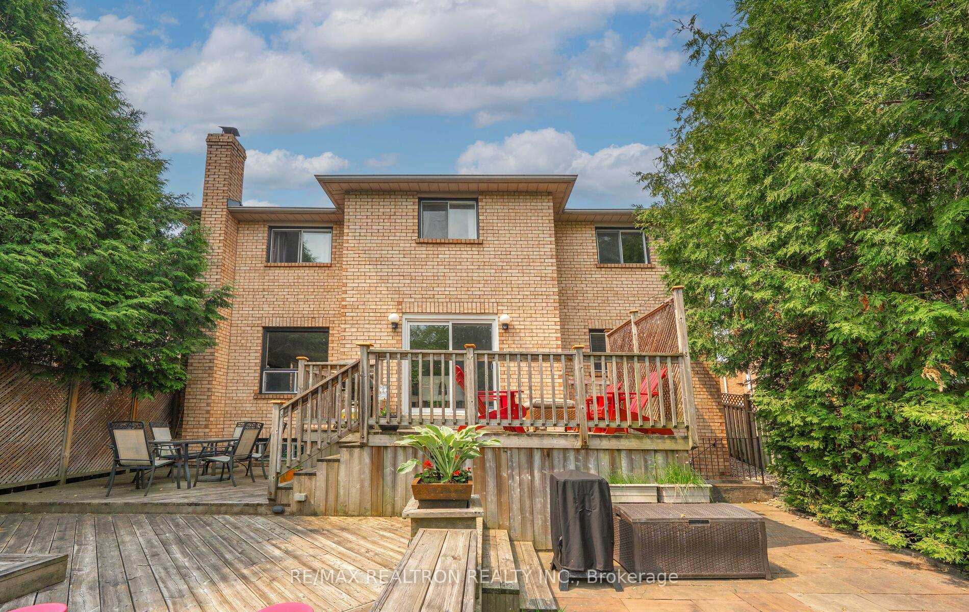Photo 40 of 53 Hefhill Court, Vaughan, Crestwood-Springfarm-Yorkhill — HOMEH