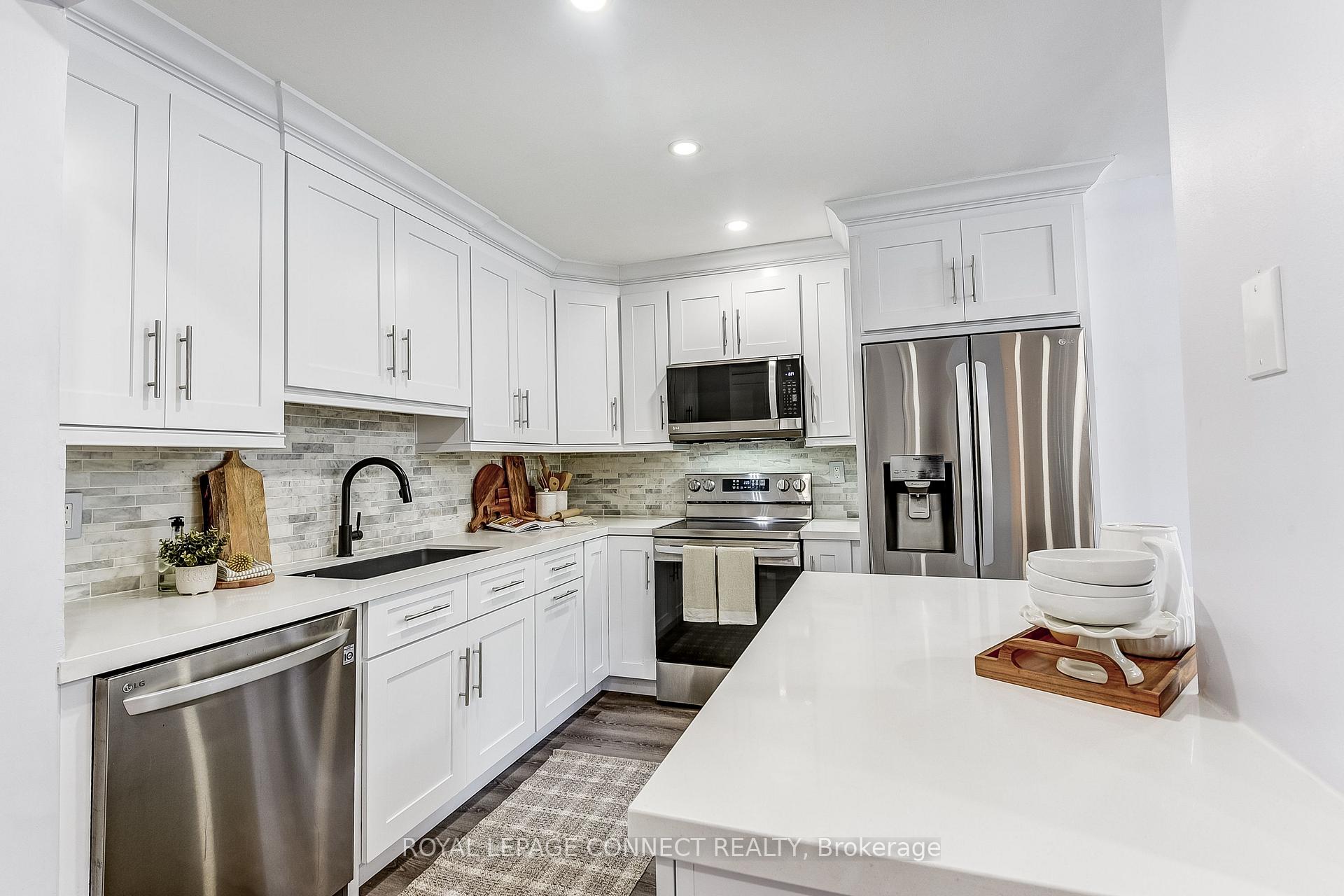 Photo 10 of 33 Wallace Drive, Whitby, Pringle Creek — HOMEH