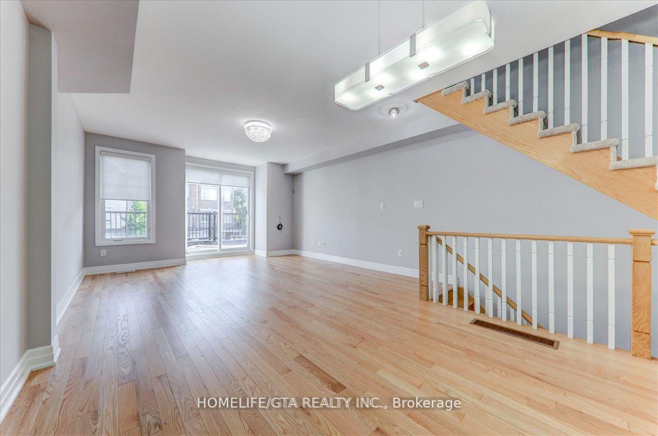 Photo 14 of 24 Karl Williams Lane, Markham, Rouge Fairways — HOMEH