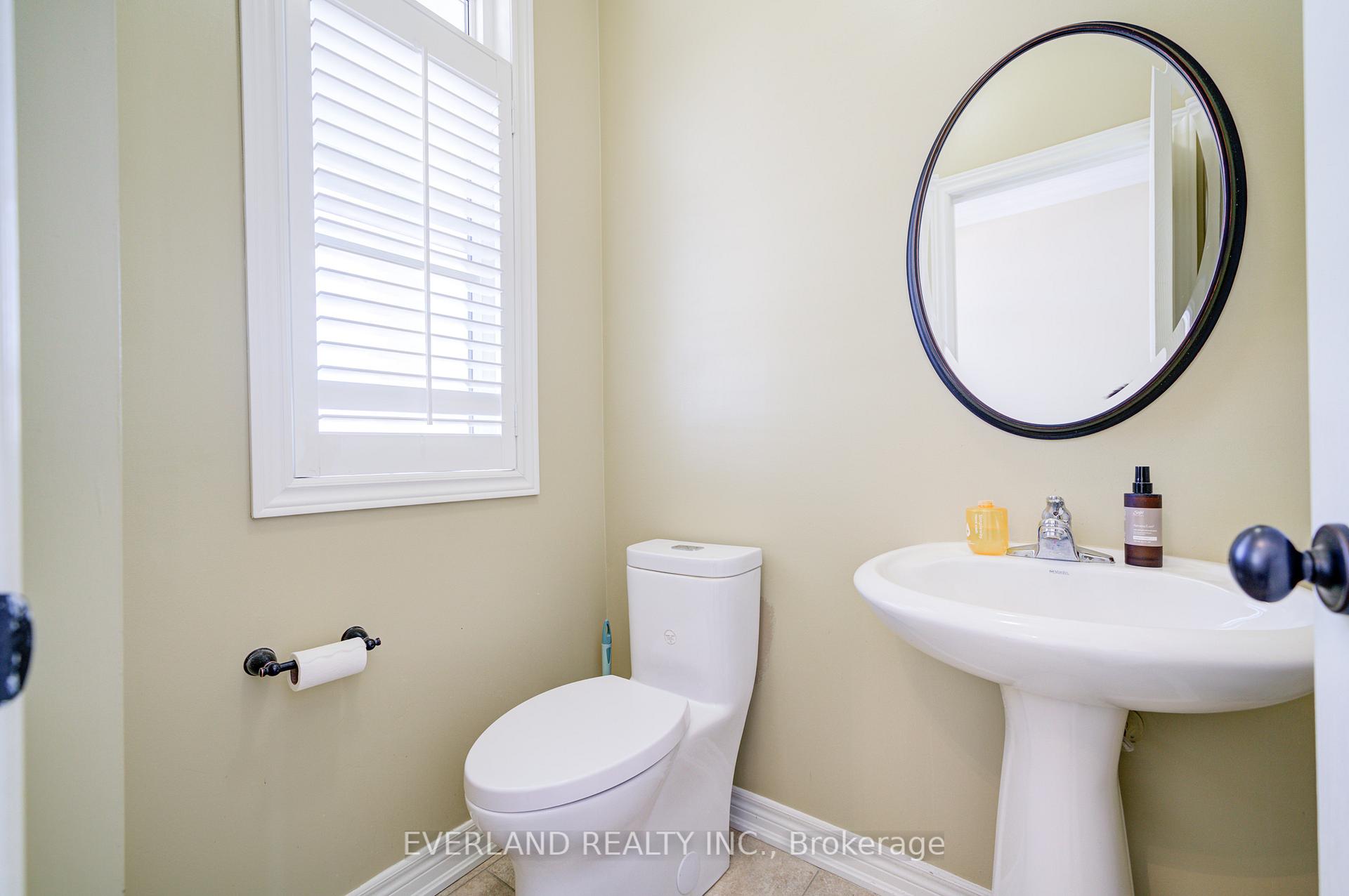 Photo 3 of 647 Peter Rupter Avenue, Vaughan, Patterson — HOMEH