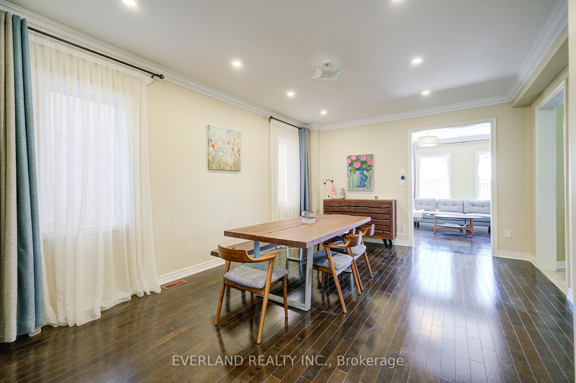 Photo 5 of 647 Peter Rupter Avenue, Vaughan, Patterson — HOMEH