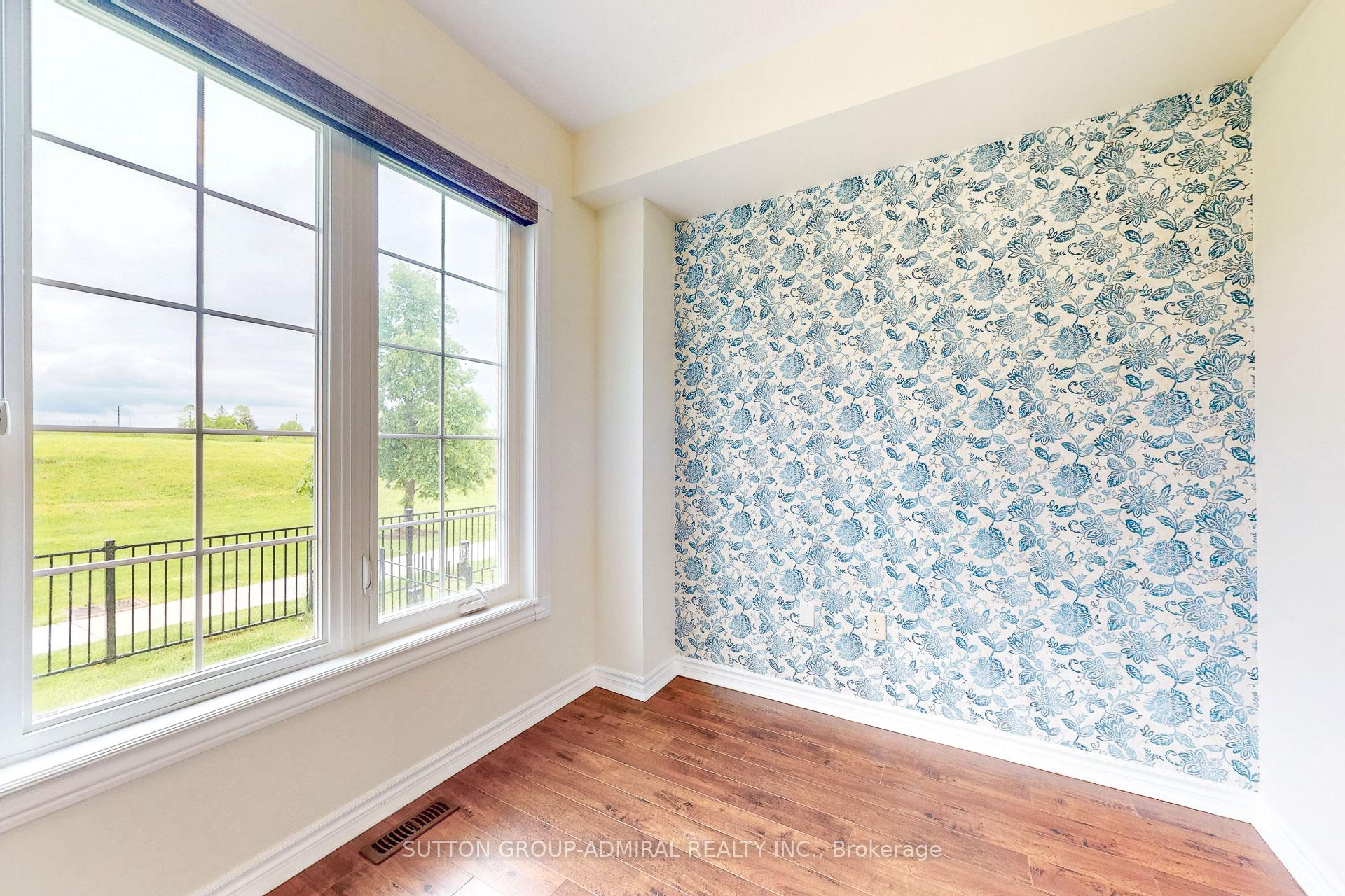 Photo 5 of 60 Wicker Park Way, Whitby, Pringle Creek — HOMEH
