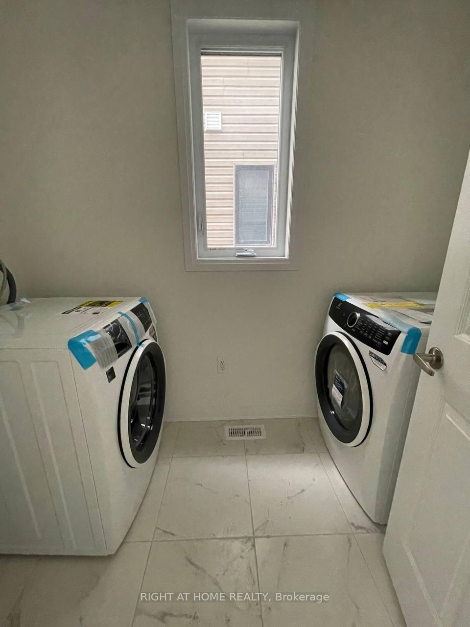 Photo 7 of 54 Varsity Drive, Welland, Dain City — HOMEH