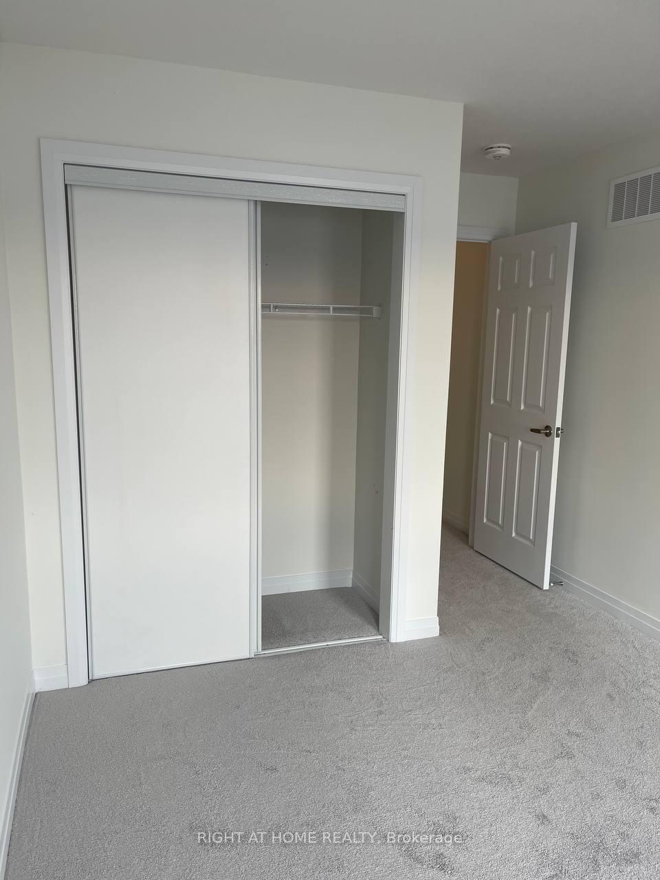 Photo 10 of 54 Varsity Drive, Welland, Dain City — HOMEH