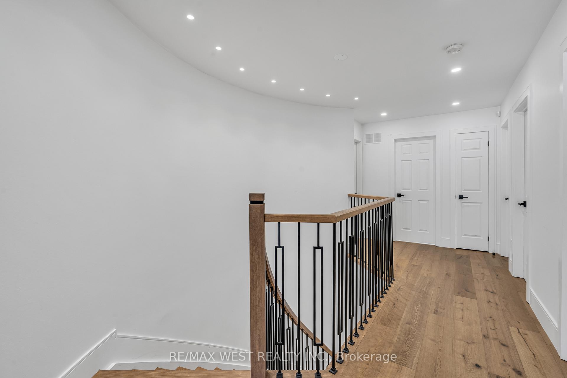 Photo 16 of 26 Arista Gate, Vaughan, Islington Woods — HOMEH