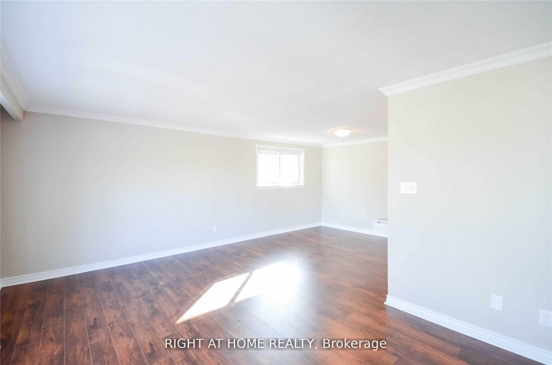 Photo 4 of 75 Gregory Road, Ajax, South East — HOMEH
